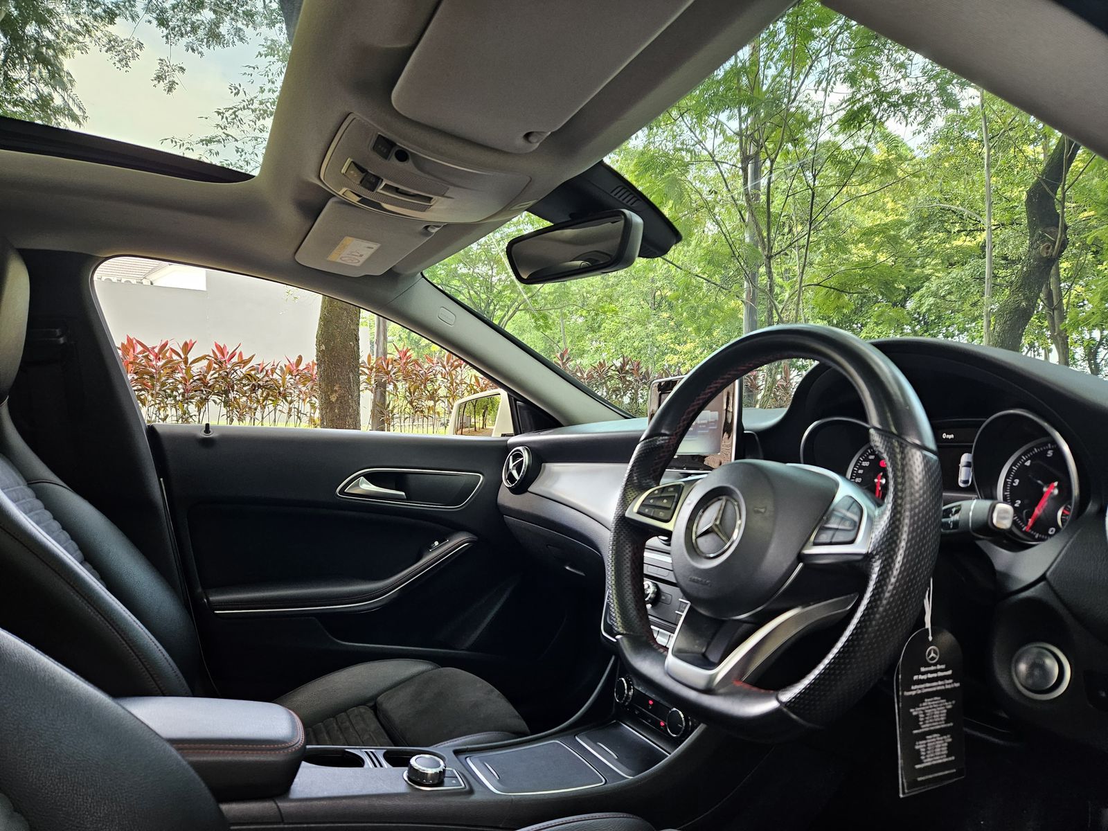 2016 Mercedes Benz CLA-Class  200 AMG Line 2016 Mercedes Benz CLA-Class  200 AMG Line