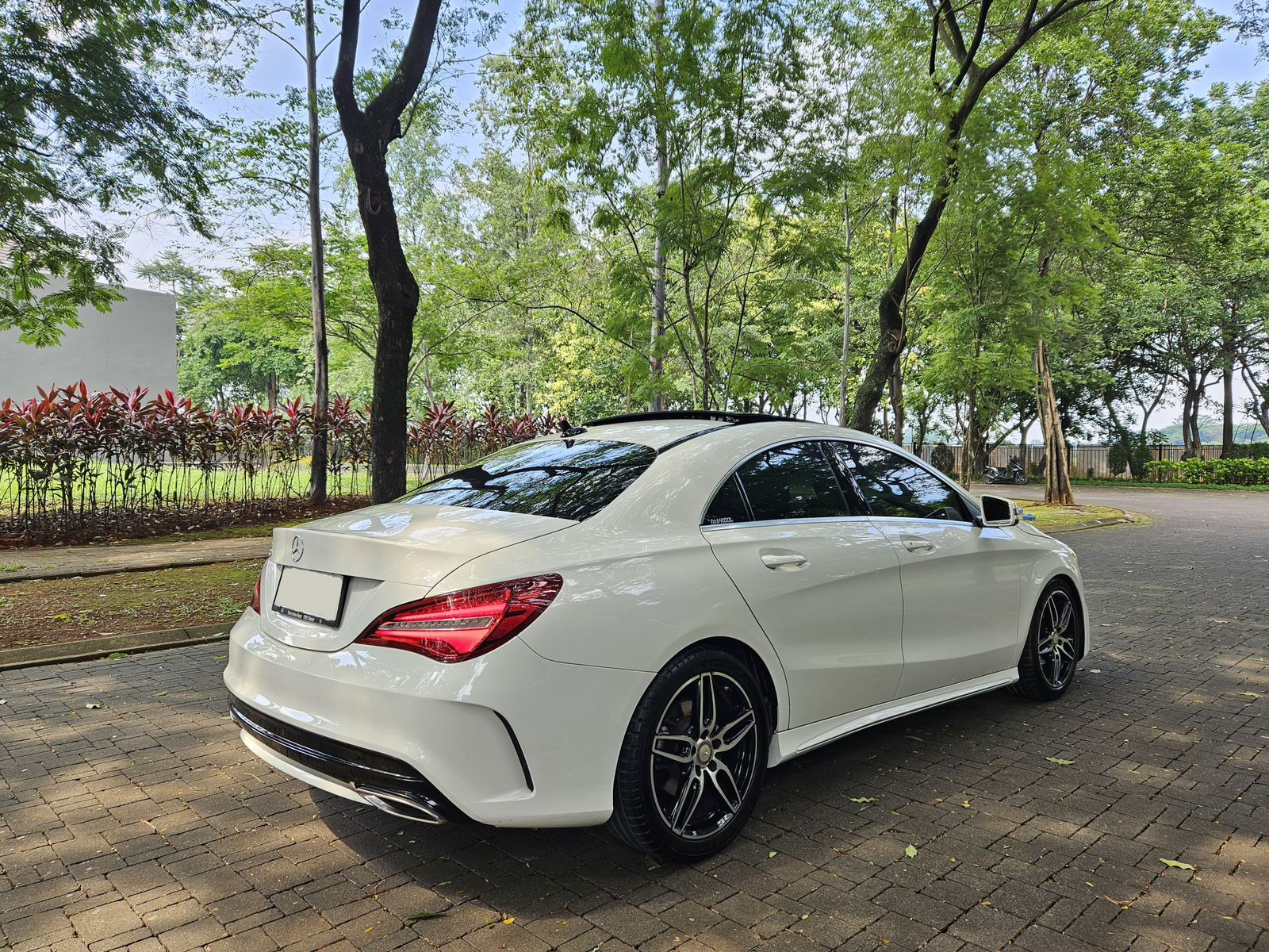 2016 Mercedes Benz CLA-Class  200 AMG Line 2016 Mercedes Benz CLA-Class  200 AMG Line