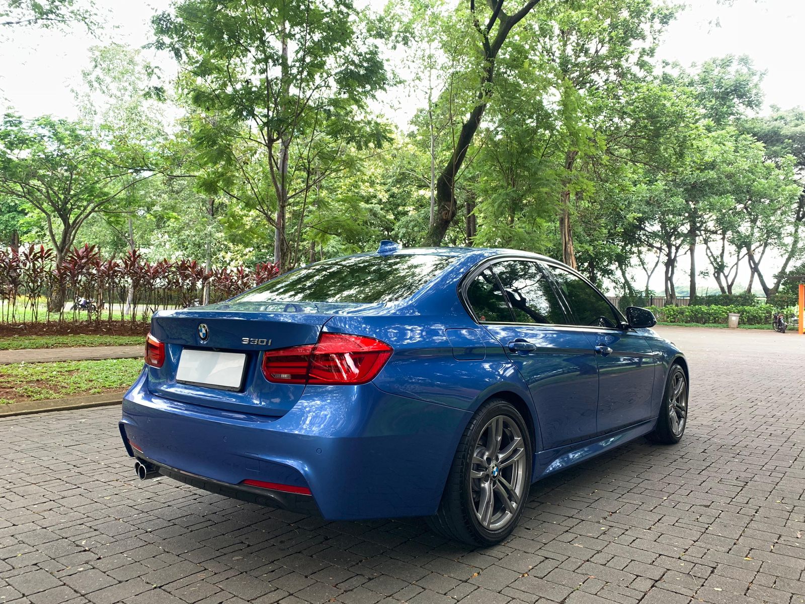 2019 BMW 3 Series Sedan 330i M Sport 2019 BMW 3 Series Sedan 330i M Sport