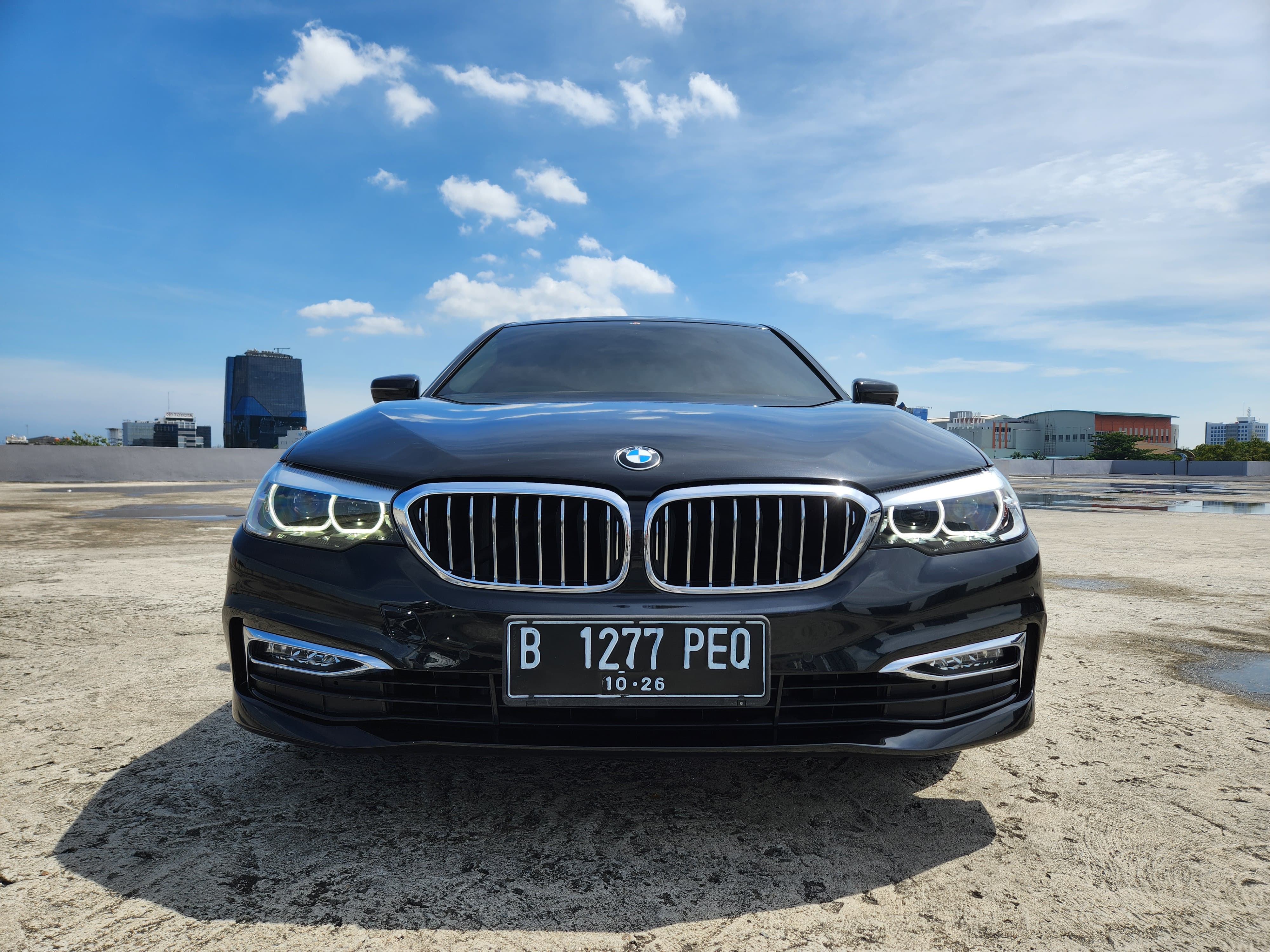 Second Hand 2015 BMW 5 Series Sedan  530i Luxury Second Hand 2015 BMW 5 Series Sedan  530i Luxury