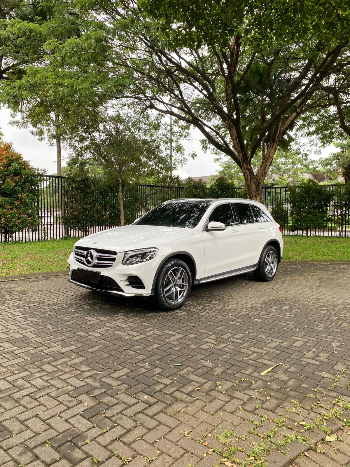 2018 Mercedes Benz GLC-Class 200 AMG Line 2018 Mercedes Benz GLC-Class 200 AMG Line