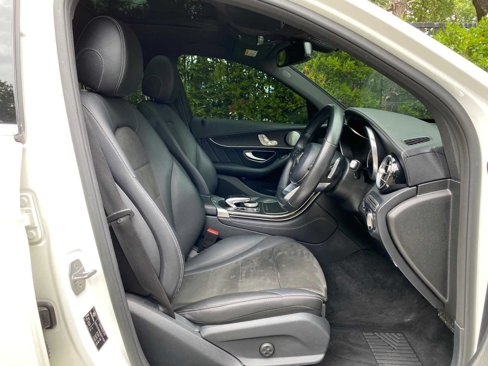 2018 Mercedes Benz GLC-Class 200 AMG Line 2018 Mercedes Benz GLC-Class 200 AMG Line