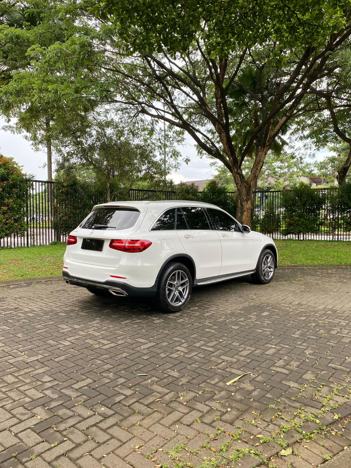 2018 Mercedes Benz GLC-Class 200 AMG Line 2018 Mercedes Benz GLC-Class 200 AMG Line