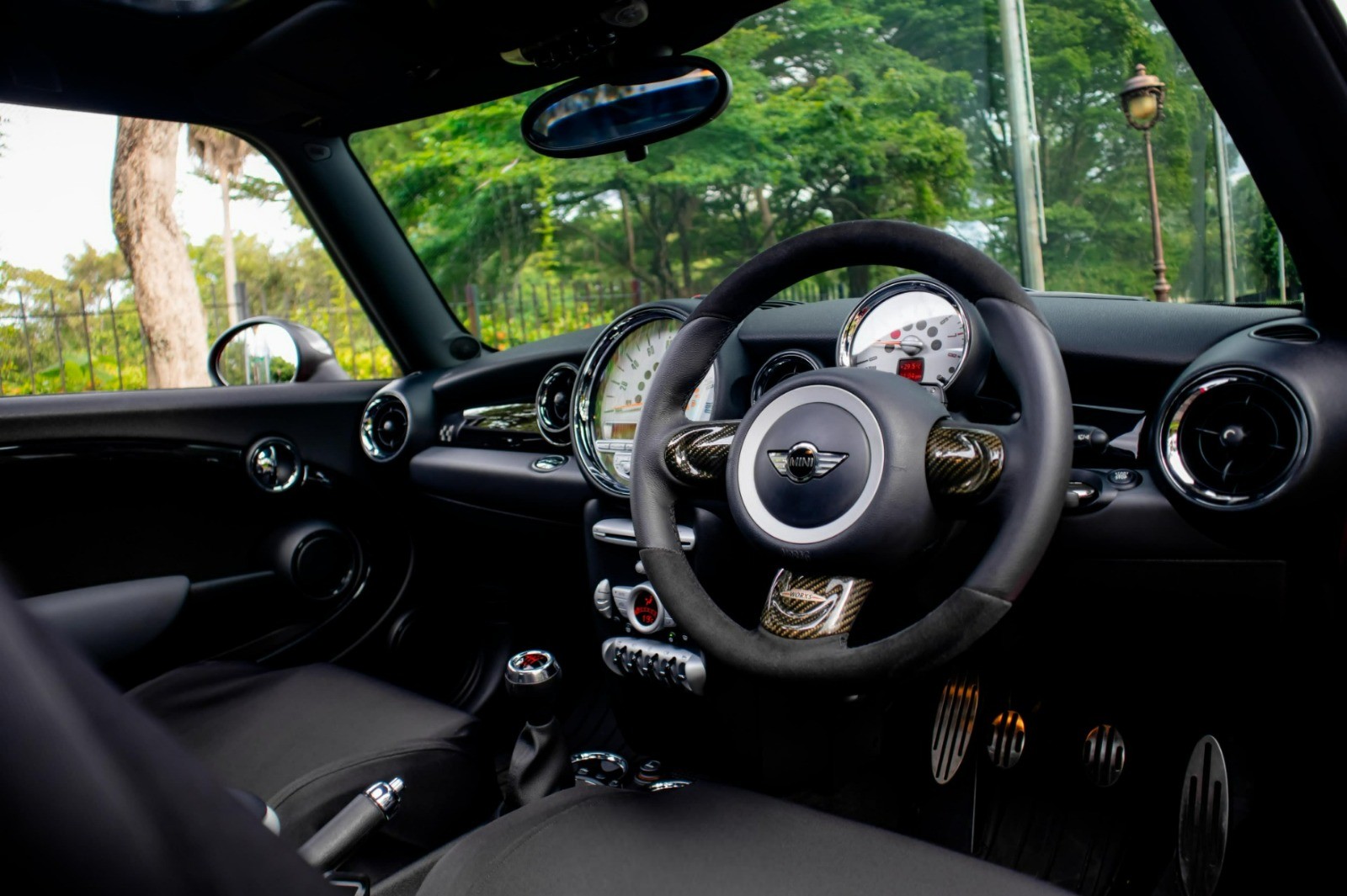 2009 MINI 3 Door John Cooper Works 2009 MINI 3 Door John Cooper Works