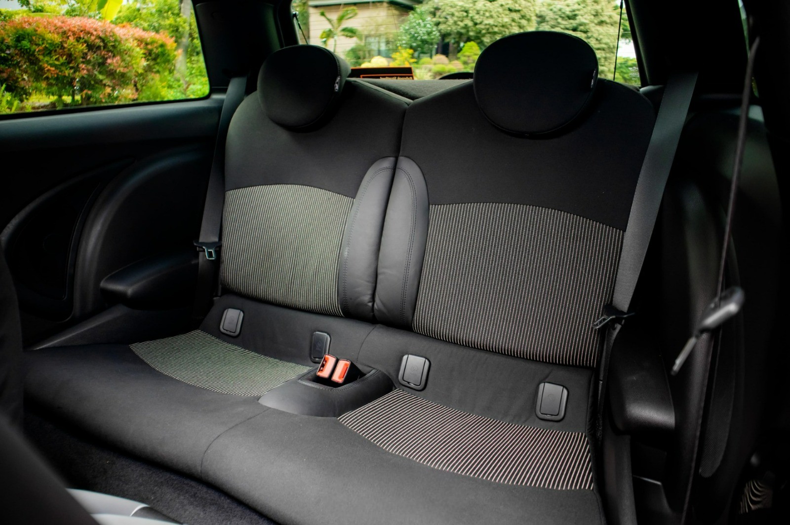 2009 MINI 3 Door John Cooper Works 2009 MINI 3 Door John Cooper Works