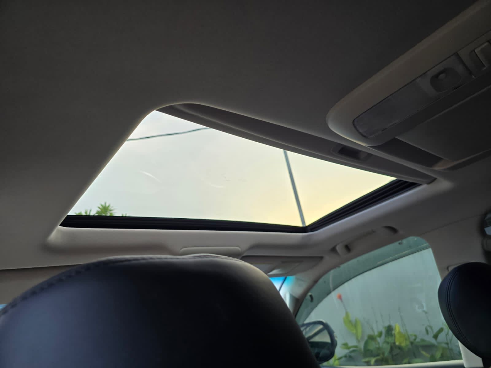 2011 Lexus LX 570 2011 Lexus LX 570