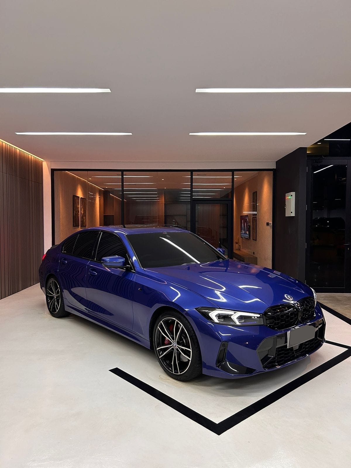 Second Hand 2023 BMW 3 Series Sedan 330i M Sport Second Hand 2023 BMW 3 Series Sedan 330i M Sport