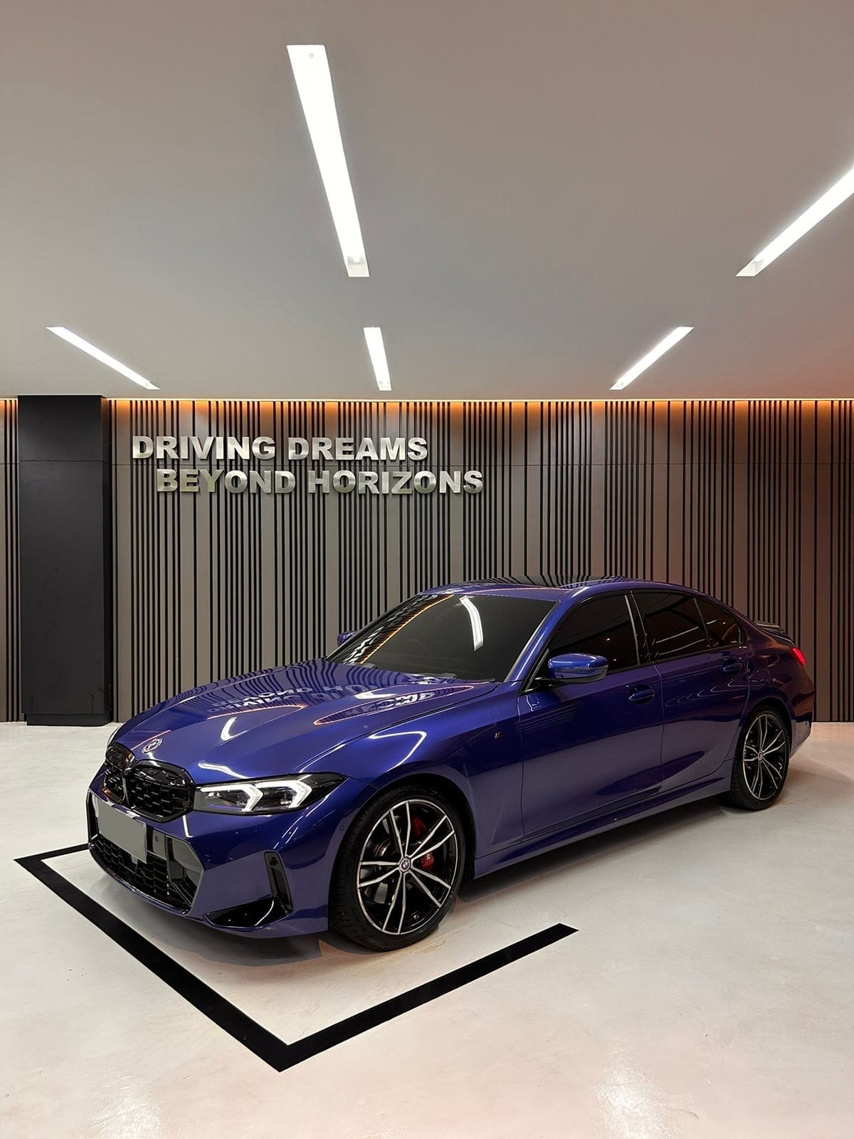 2023 BMW 3 Series Sedan 330i M Sport 2023 BMW 3 Series Sedan 330i M Sport