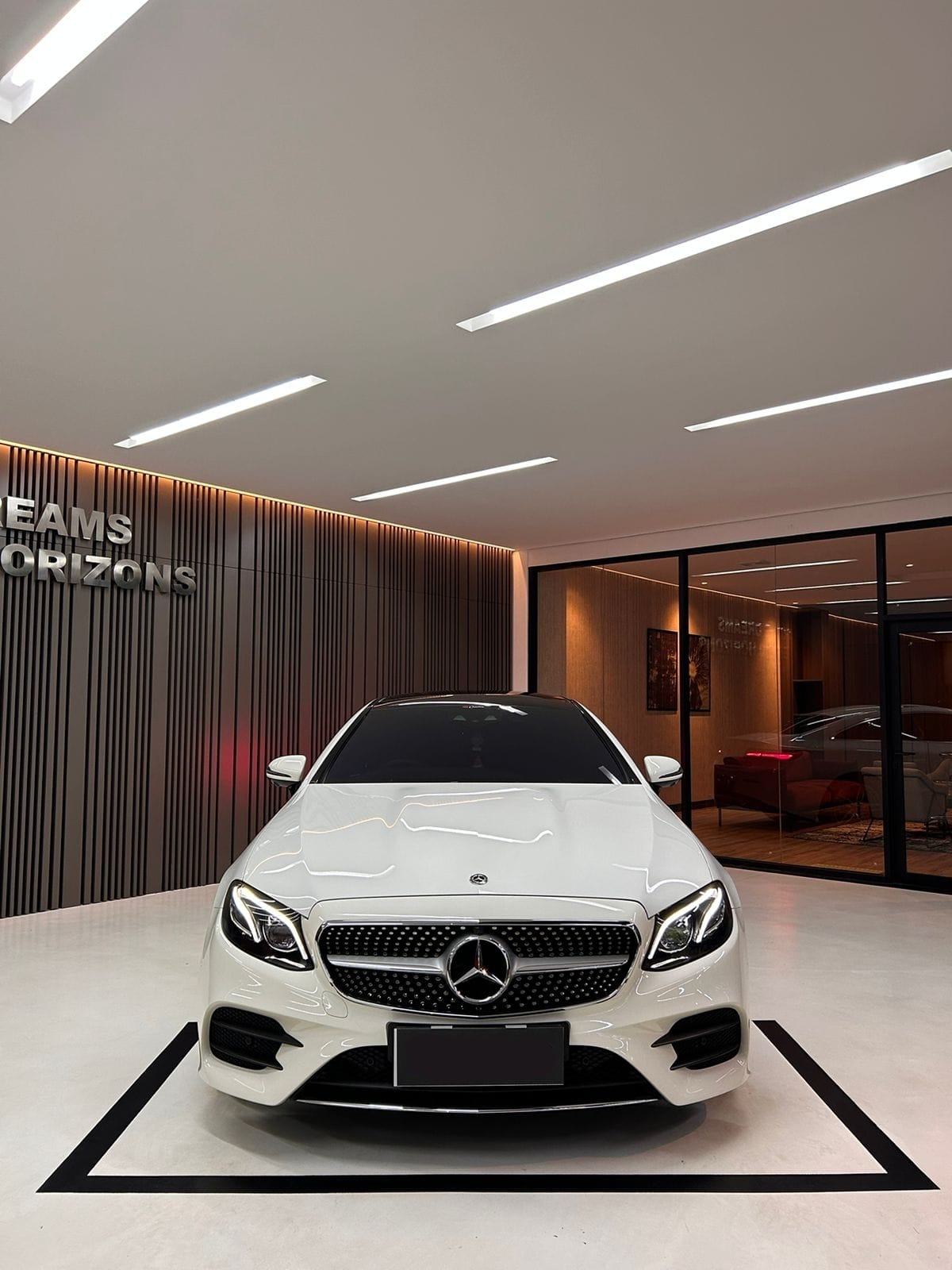 2019 Mercedes Benz E-Class  E 300 Coupe AMG Line 2019 Mercedes Benz E-Class  E 300 Coupe AMG Line