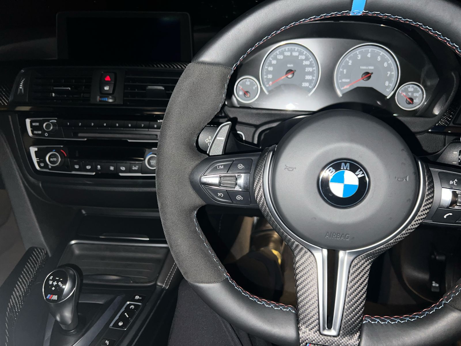 2015 BMW M4 Coupe  3.0 L AT 2015 BMW M4 Coupe  3.0 L AT