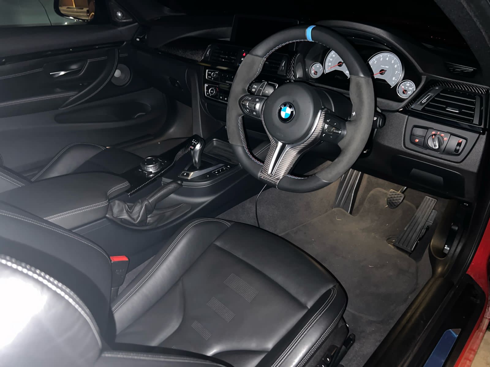 2015 BMW M4 Coupe  3.0 L AT 2015 BMW M4 Coupe  3.0 L AT