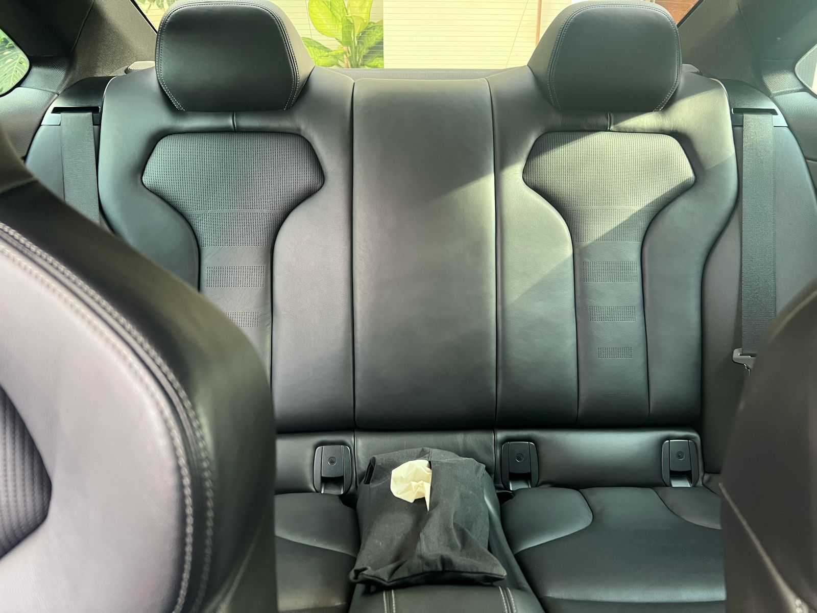 2015 BMW M4 Coupe  3.0 L AT 2015 BMW M4 Coupe  3.0 L AT