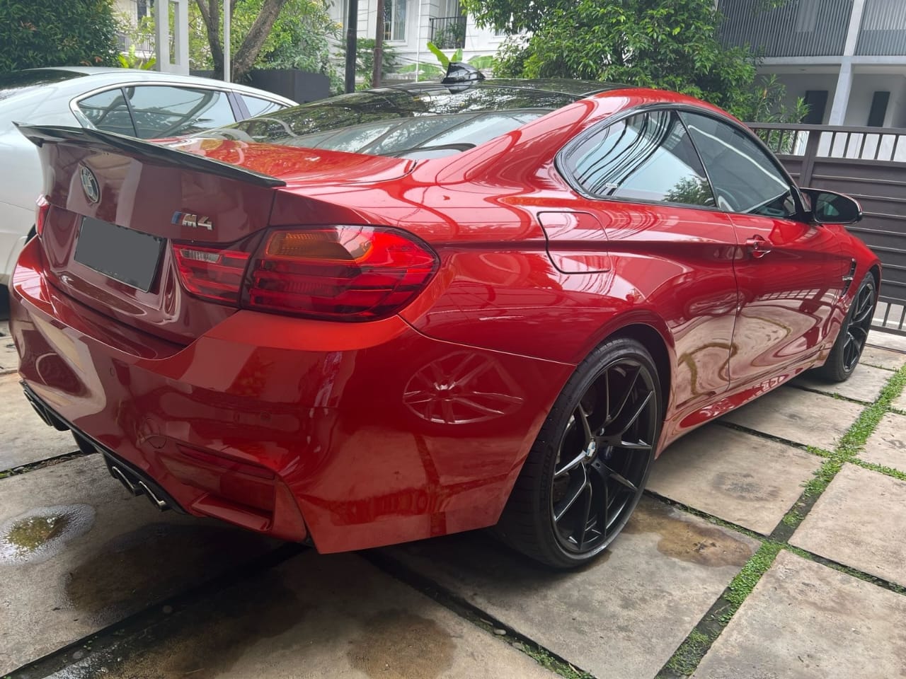 2015 BMW M4 Coupe  3.0 L AT 2015 BMW M4 Coupe  3.0 L AT