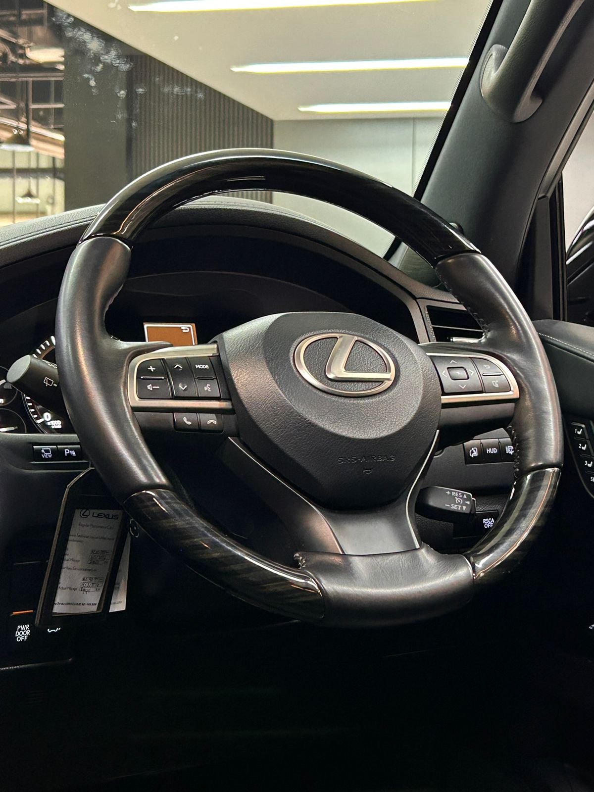 2019 Lexus LX 570 2019 Lexus LX 570