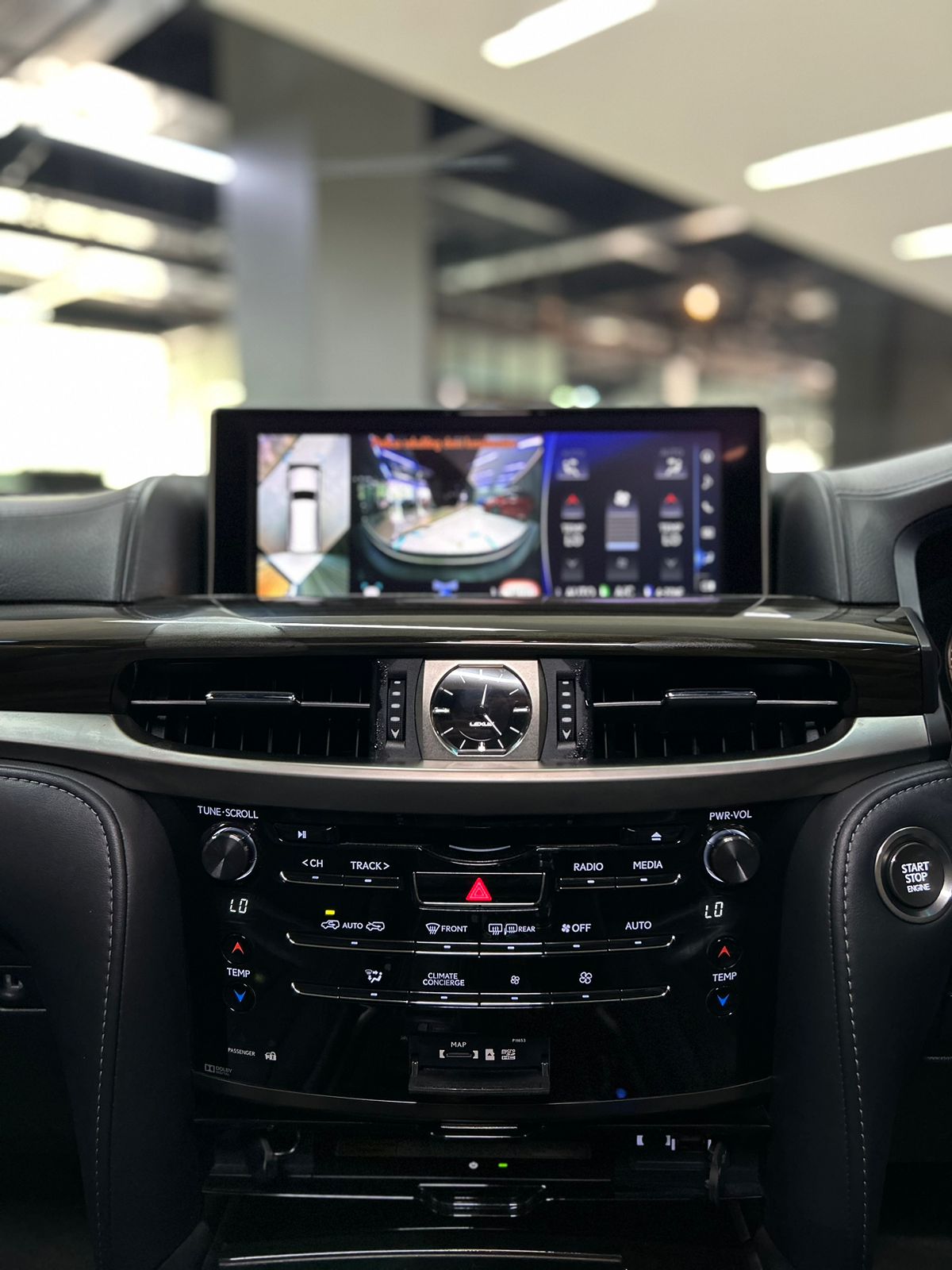 2019 Lexus LX 570 2019 Lexus LX 570