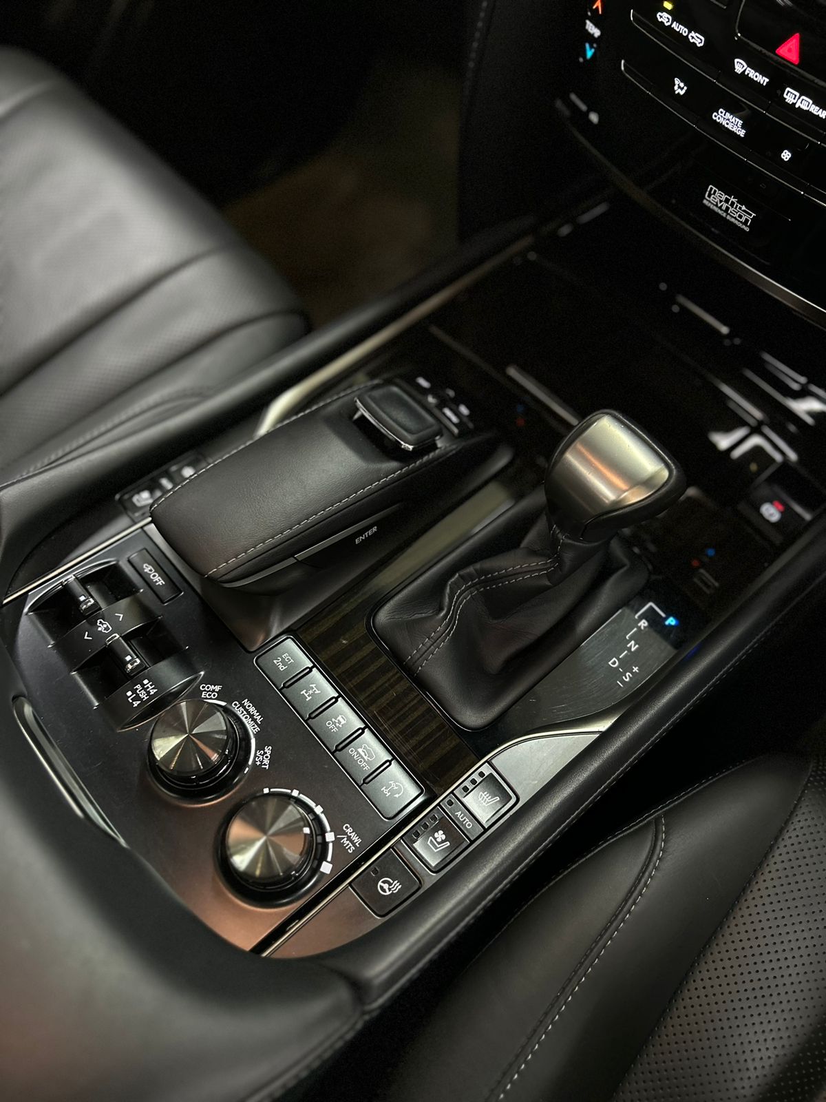 2019 Lexus LX 570 2019 Lexus LX 570