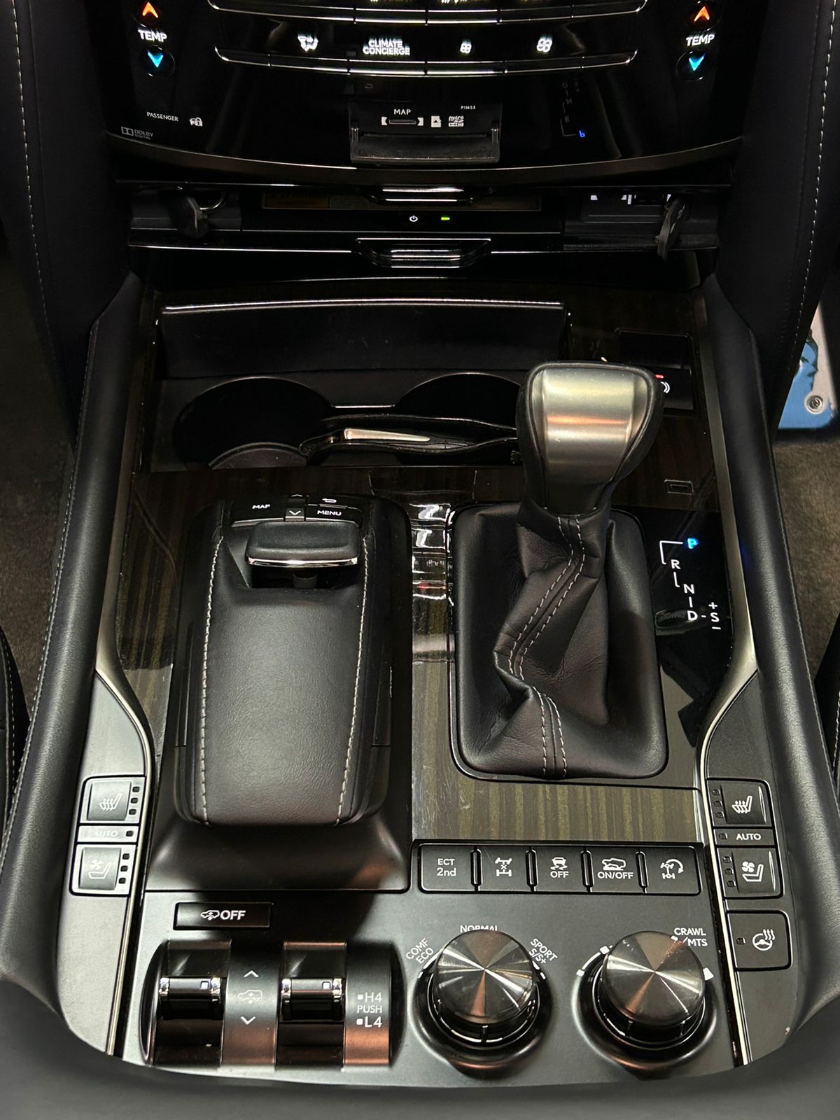 2019 Lexus LX 570 2019 Lexus LX 570