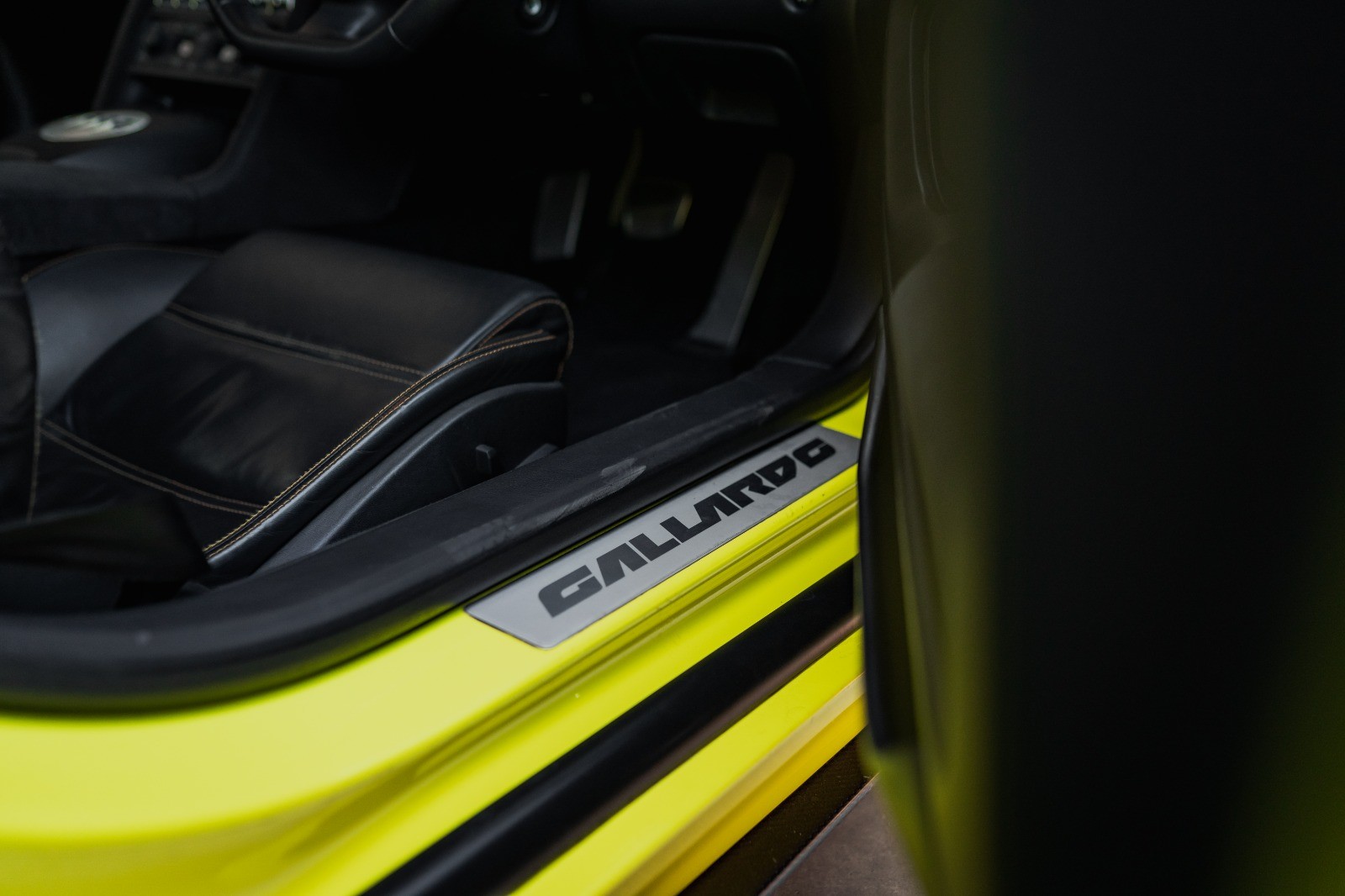 2013 Lamborghini Gallardo LP 550 2 COUPE 2013 Lamborghini Gallardo LP 550 2 COUPE