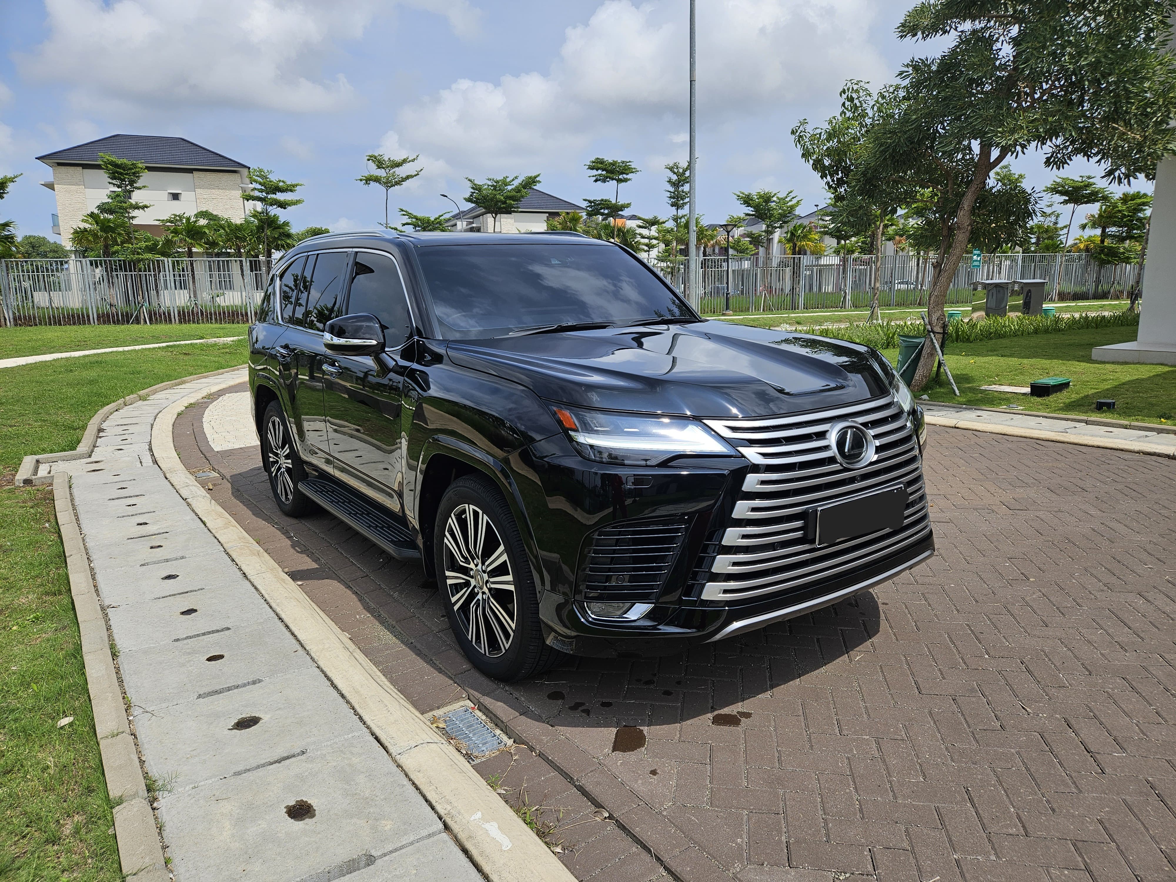 Second Hand 2022 Lexus LX 600 Second Hand 2022 Lexus LX 600