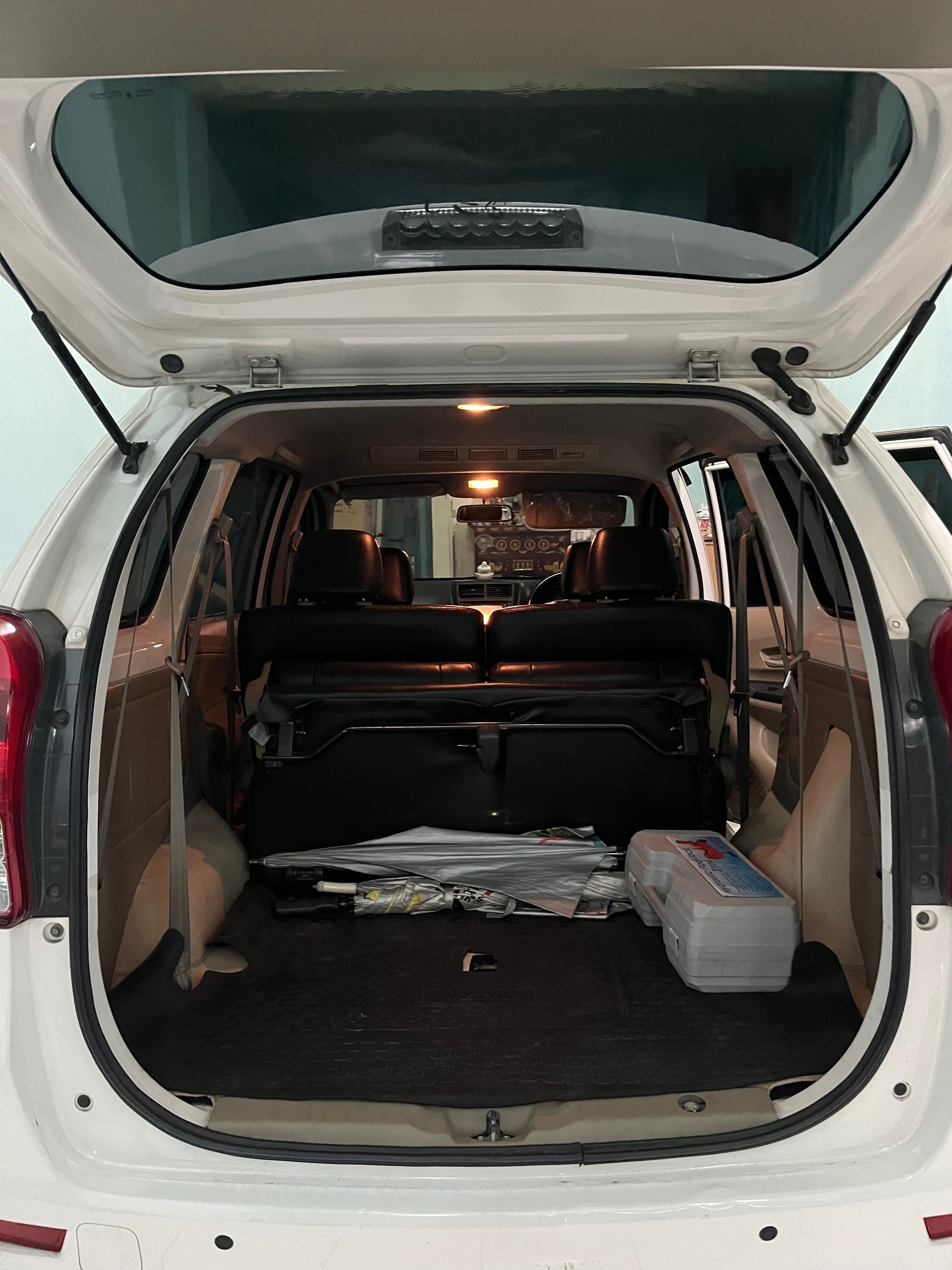 2012 Daihatsu Xenia 2012 Daihatsu Xenia