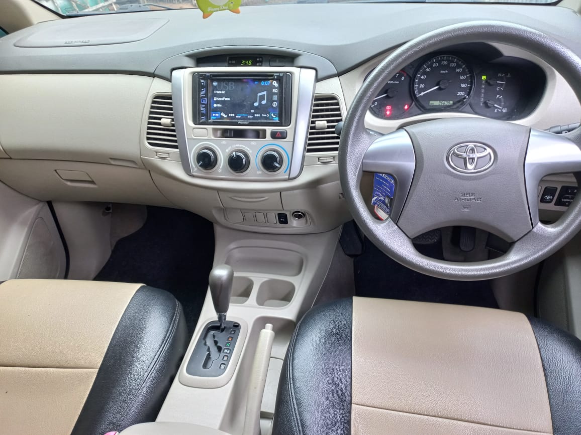 2015 Toyota Kijang Innova 2015 Toyota Kijang Innova