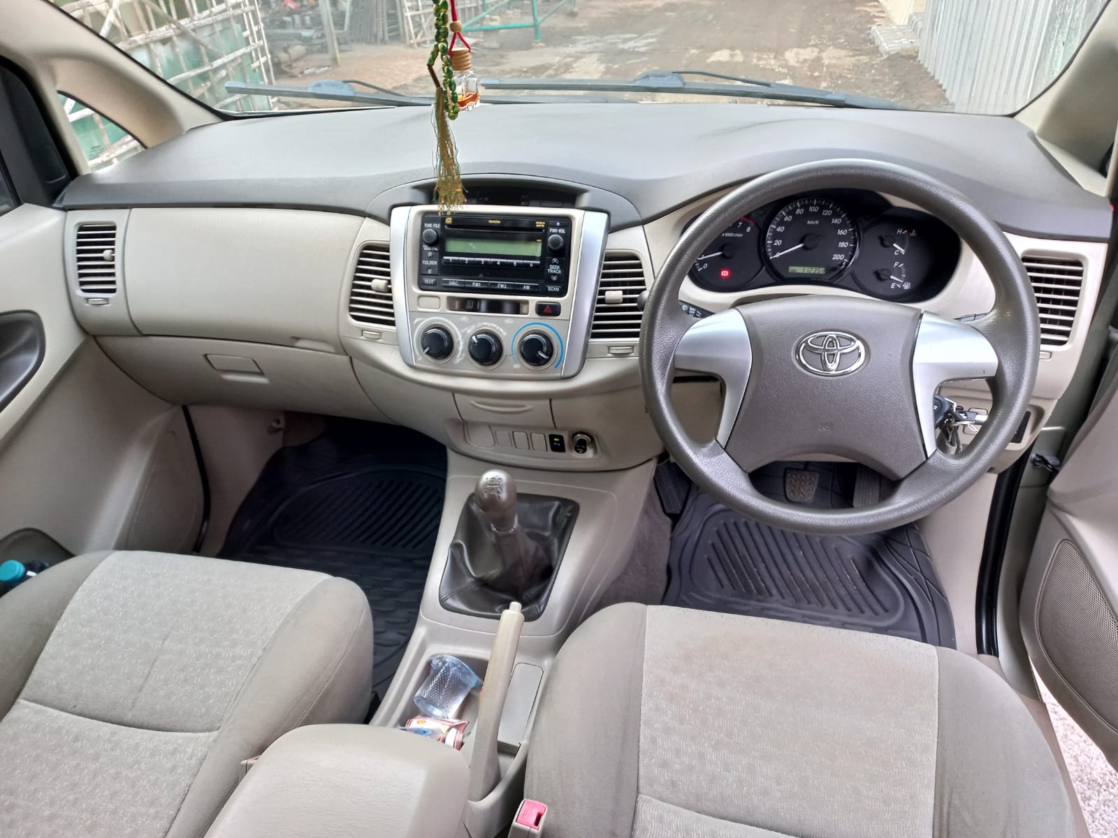 2011 Toyota Kijang Innova 2011 Toyota Kijang Innova