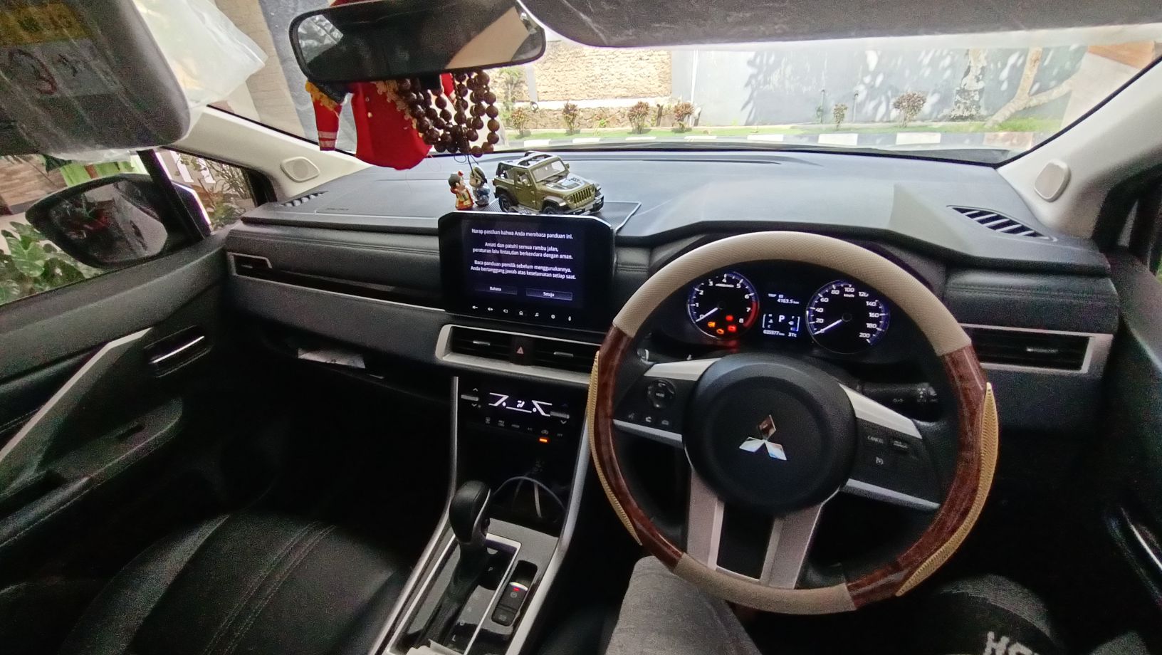 2021 Mitsubishi Xpander Cross 2021 Mitsubishi Xpander Cross