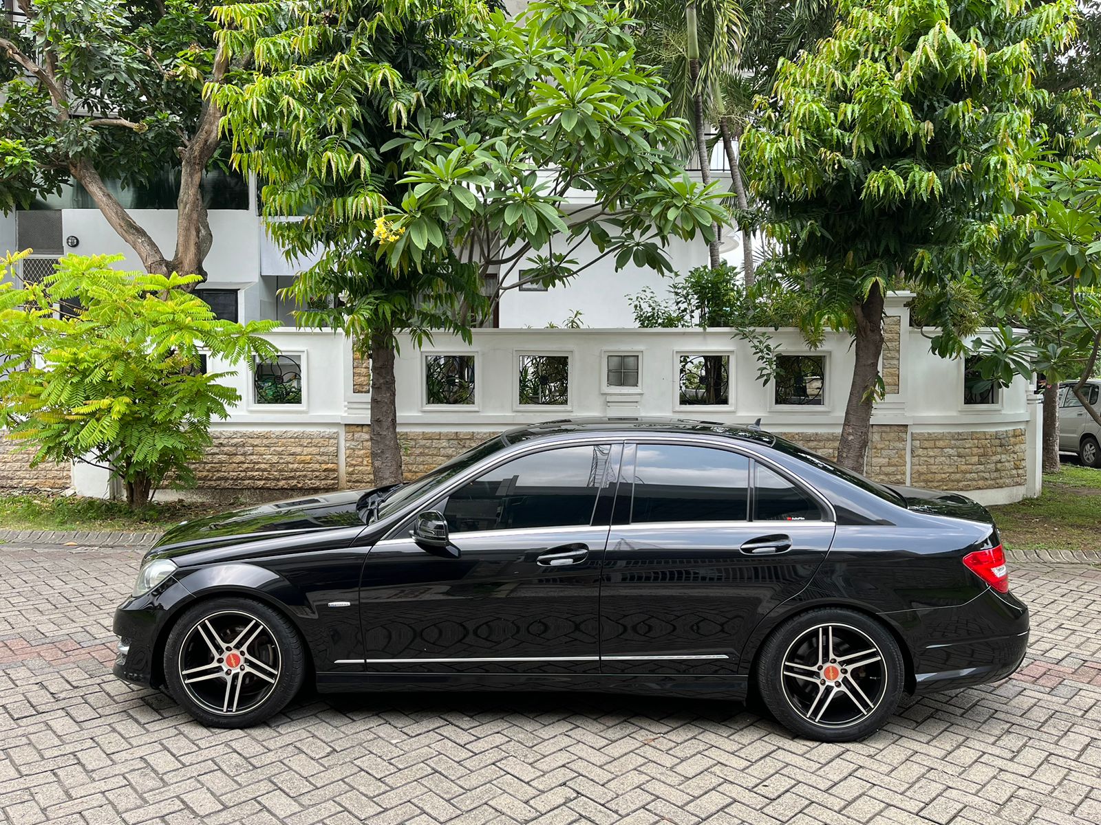 2012 Mercedes Benz C-Class  C 250 AMG AT 2012 Mercedes Benz C-Class  C 250 AMG AT