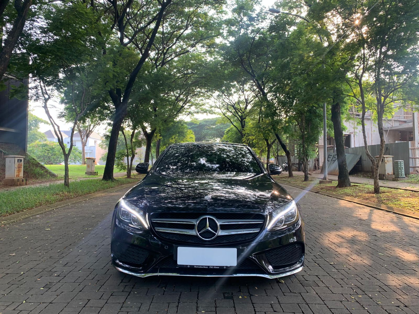 2016 Mercedes Benz C-Class Sedan C 250 AMG 2016 Mercedes Benz C-Class Sedan C 250 AMG