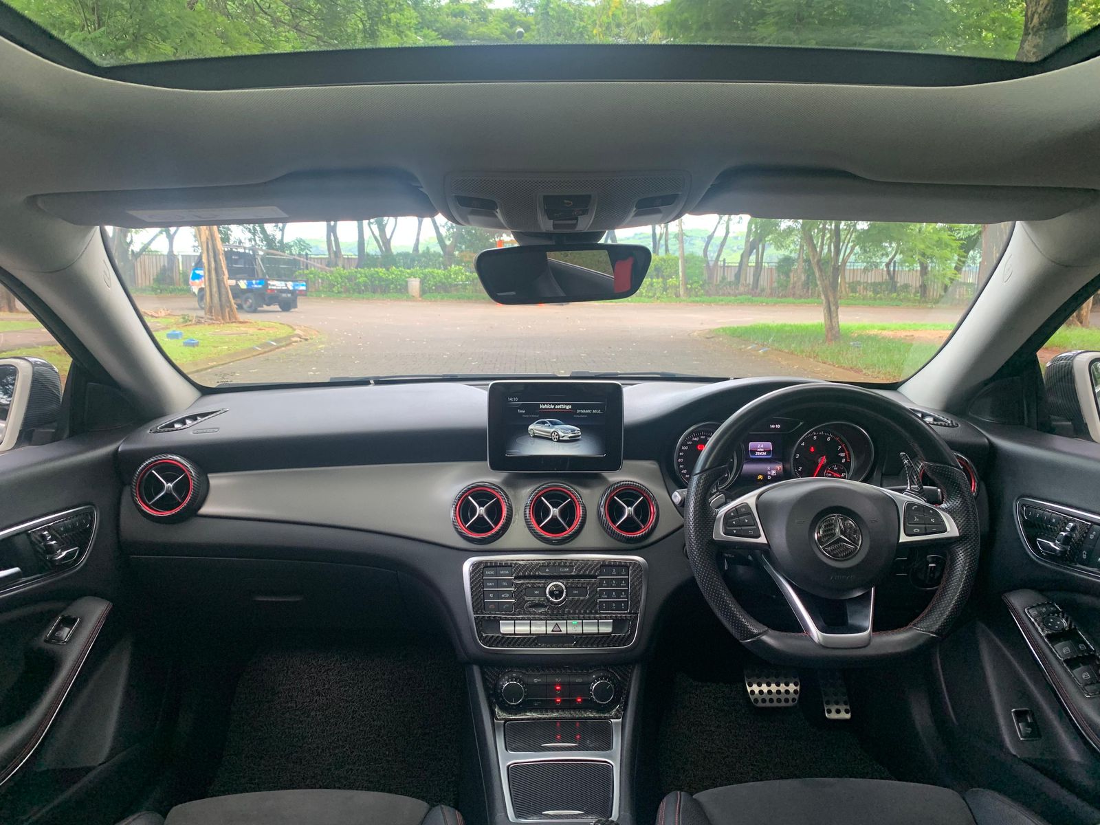 2018 Mercedes Benz CLA-Class 200 AMG Line 2018 Mercedes Benz CLA-Class 200 AMG Line