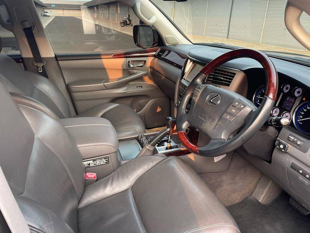 2010 Lexus LX 2010 Lexus LX