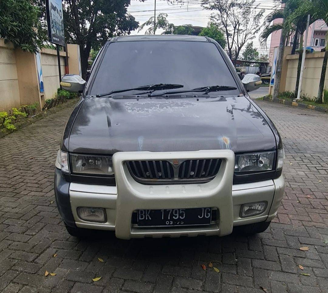 Second Hand 2002 Isuzu Panther Second Hand 2002 Isuzu Panther