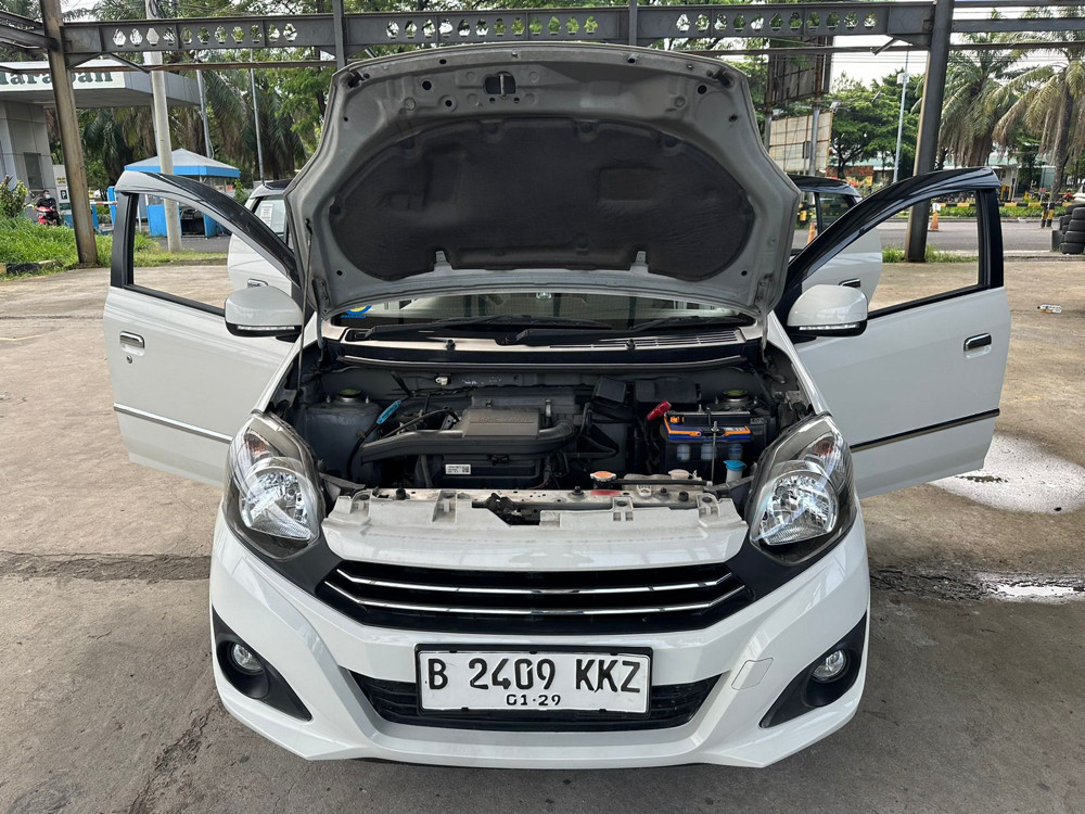 2018 Daihatsu Ayla  2018 Daihatsu Ayla