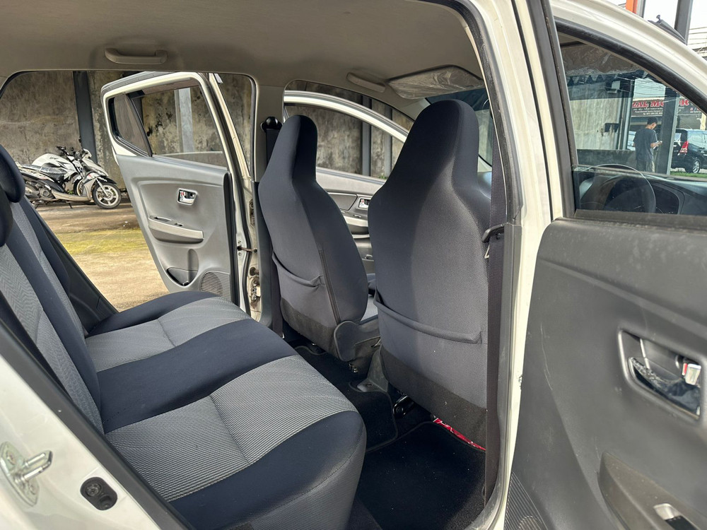 2018 Daihatsu Ayla  2018 Daihatsu Ayla