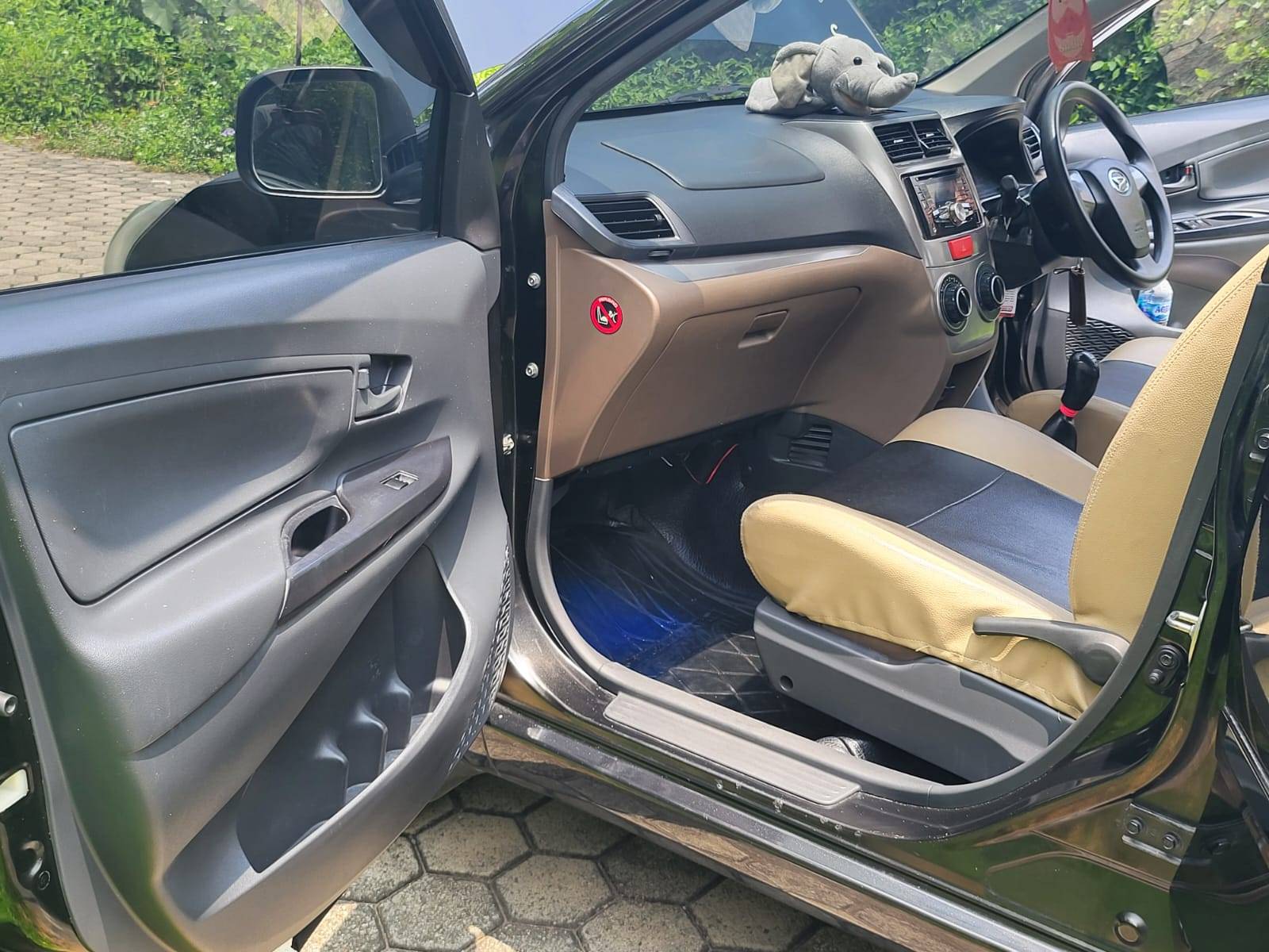 2015 Daihatsu Xenia 2015 Daihatsu Xenia