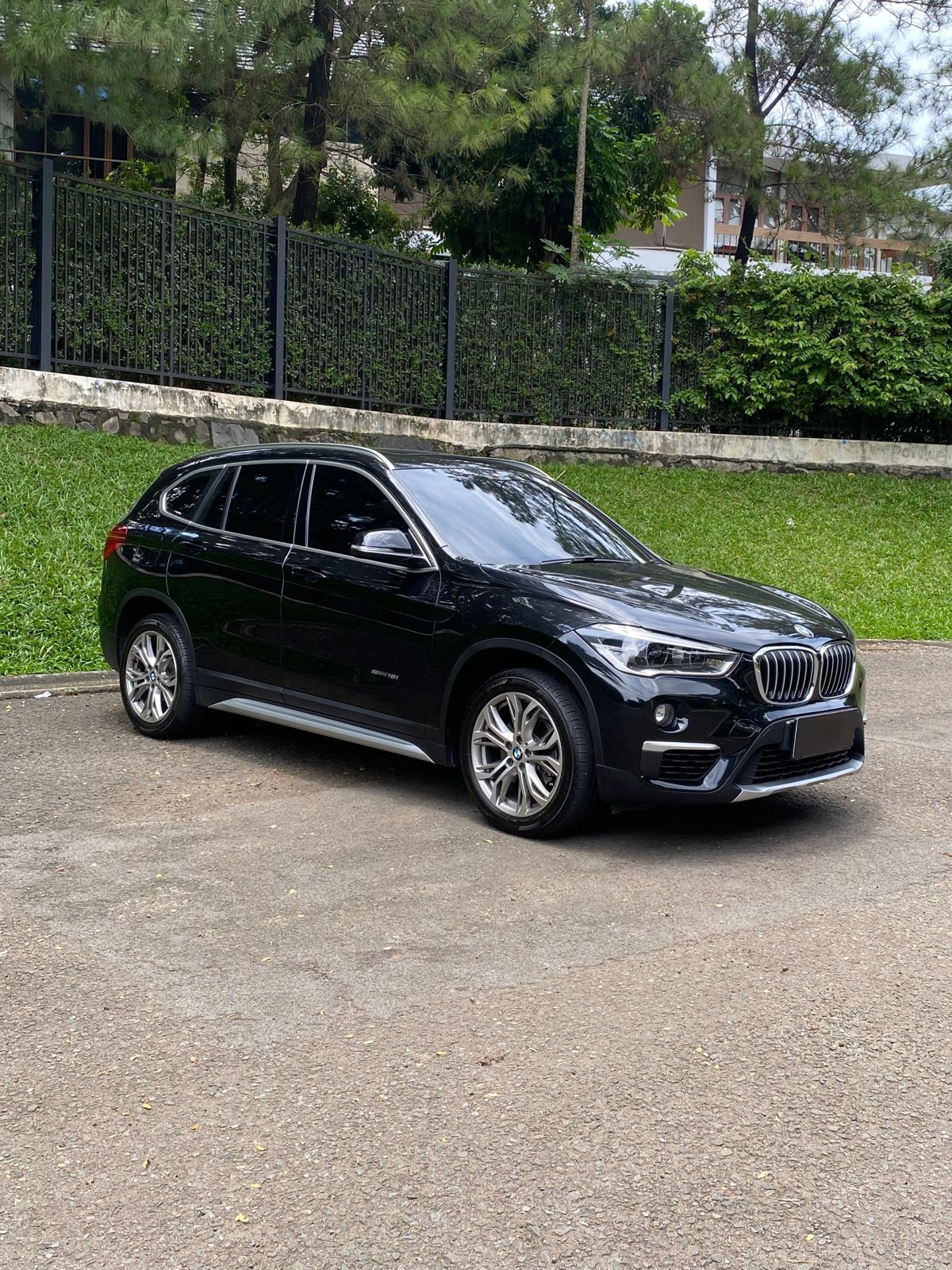 2018 BMW X1  sDrive18i xLine Bekas 2018 BMW X1  sDrive18i xLine Bekas