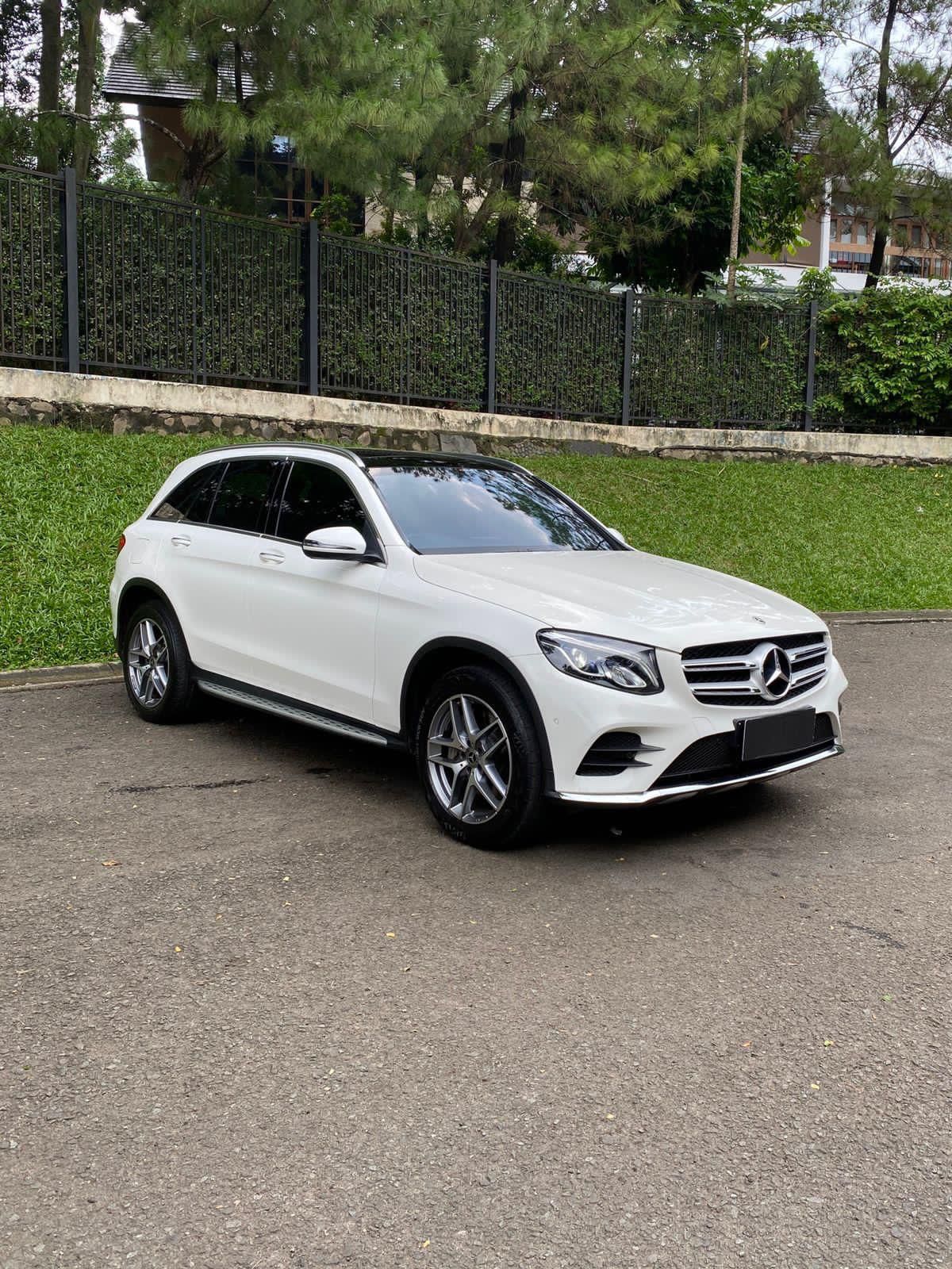 2019 Mercedes Benz GLC-Class 200 AMG Line 2019 Mercedes Benz GLC-Class 200 AMG Line