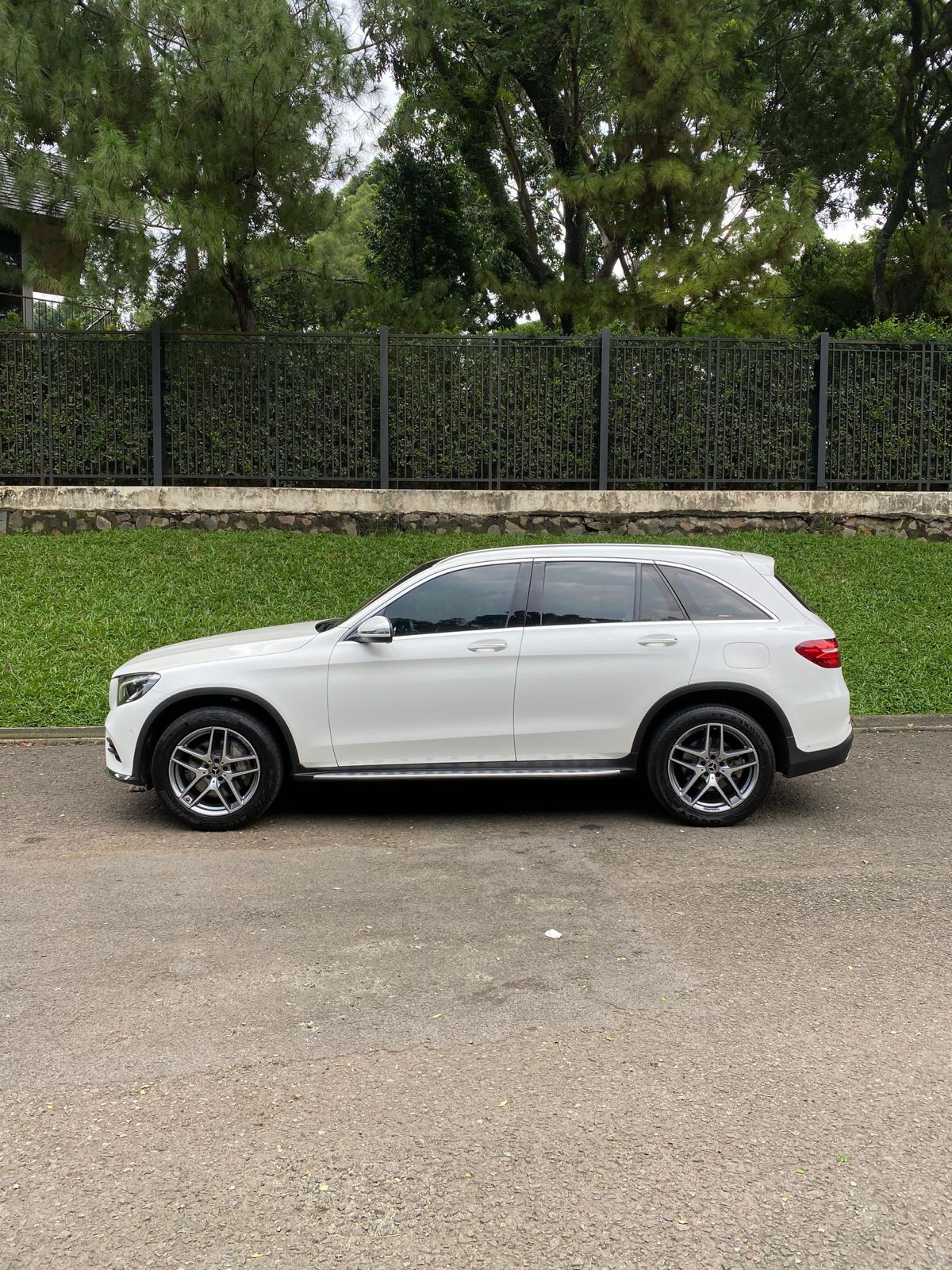 2019 Mercedes Benz GLC-Class 200 AMG Line 2019 Mercedes Benz GLC-Class 200 AMG Line