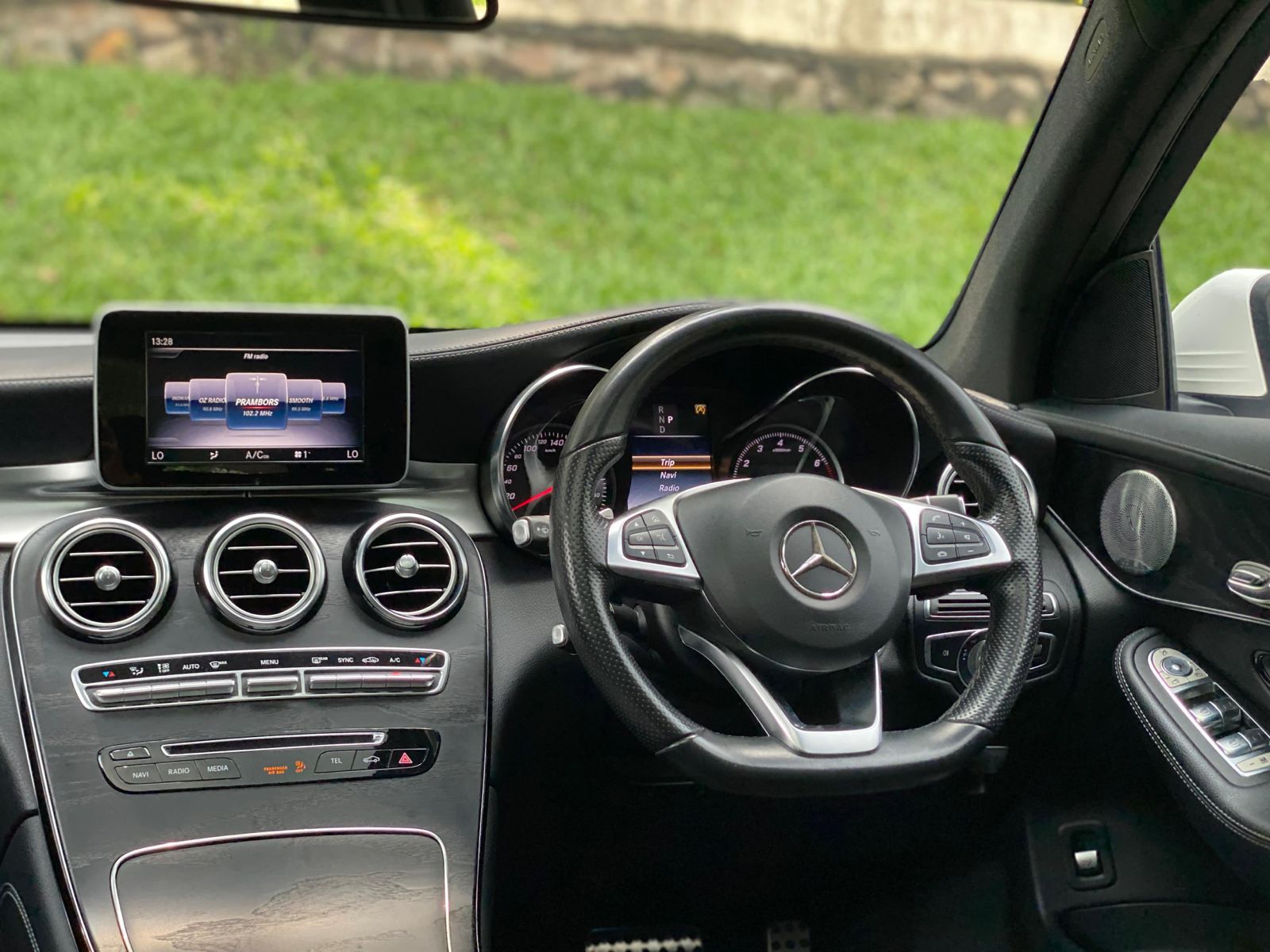 2019 Mercedes Benz GLC-Class 200 AMG Line 2019 Mercedes Benz GLC-Class 200 AMG Line