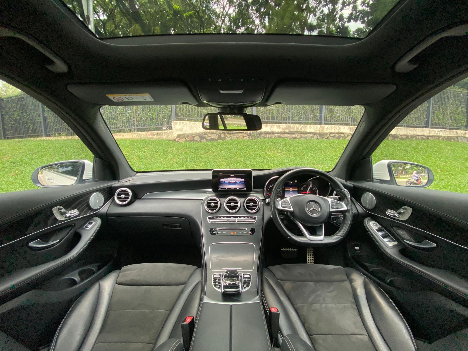 2019 Mercedes Benz GLC-Class 200 AMG Line 2019 Mercedes Benz GLC-Class 200 AMG Line