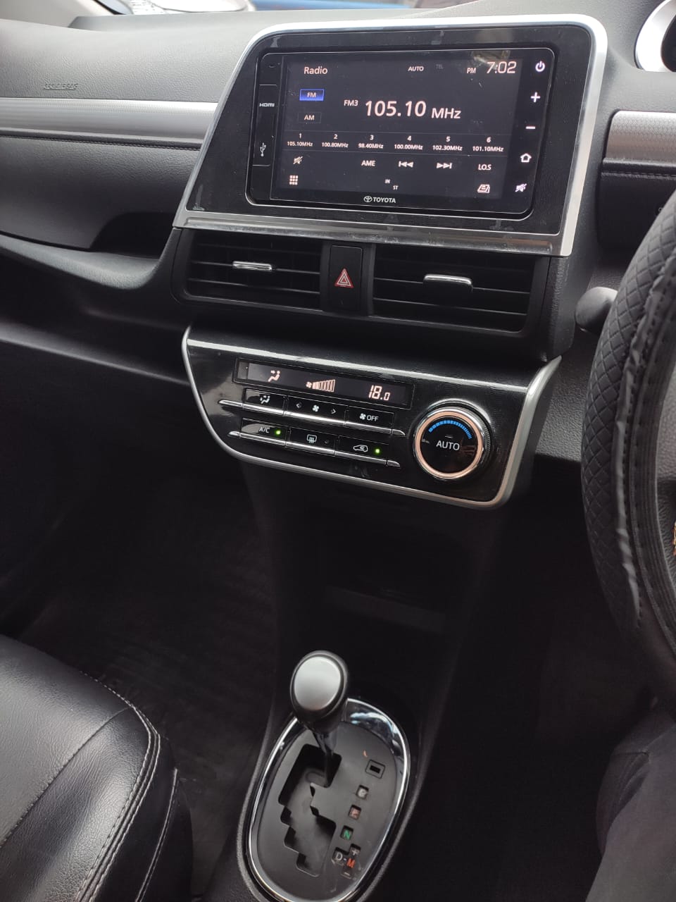 2017 Toyota Sienta 2017 Toyota Sienta