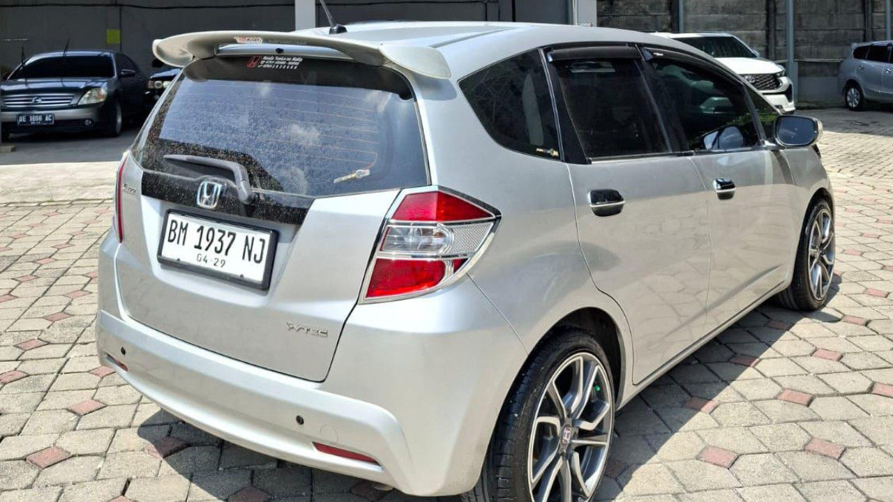 2013 Honda Jazz 2013 Honda Jazz