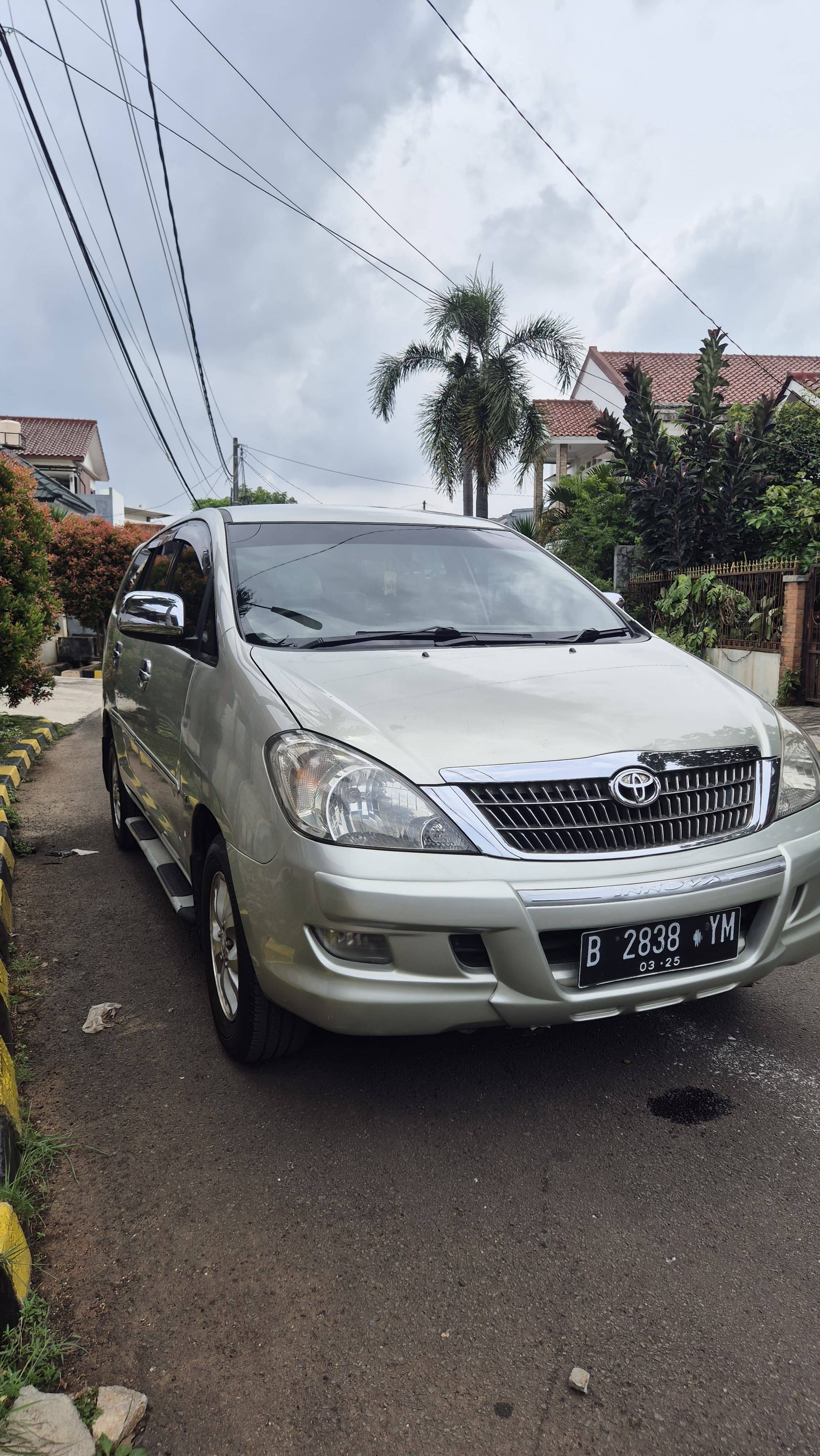 Second Hand 2006 Toyota Kijang Innova V Luxury M/T Gasoline Second Hand 2006 Toyota Kijang Innova V Luxury M/T Gasoline