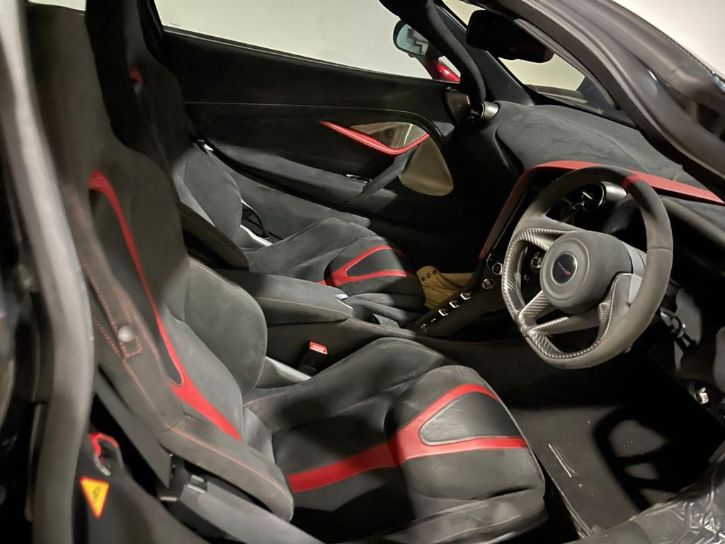 2018 Mclaren 720S 4.0L V8 2018 Mclaren 720S 4.0L V8