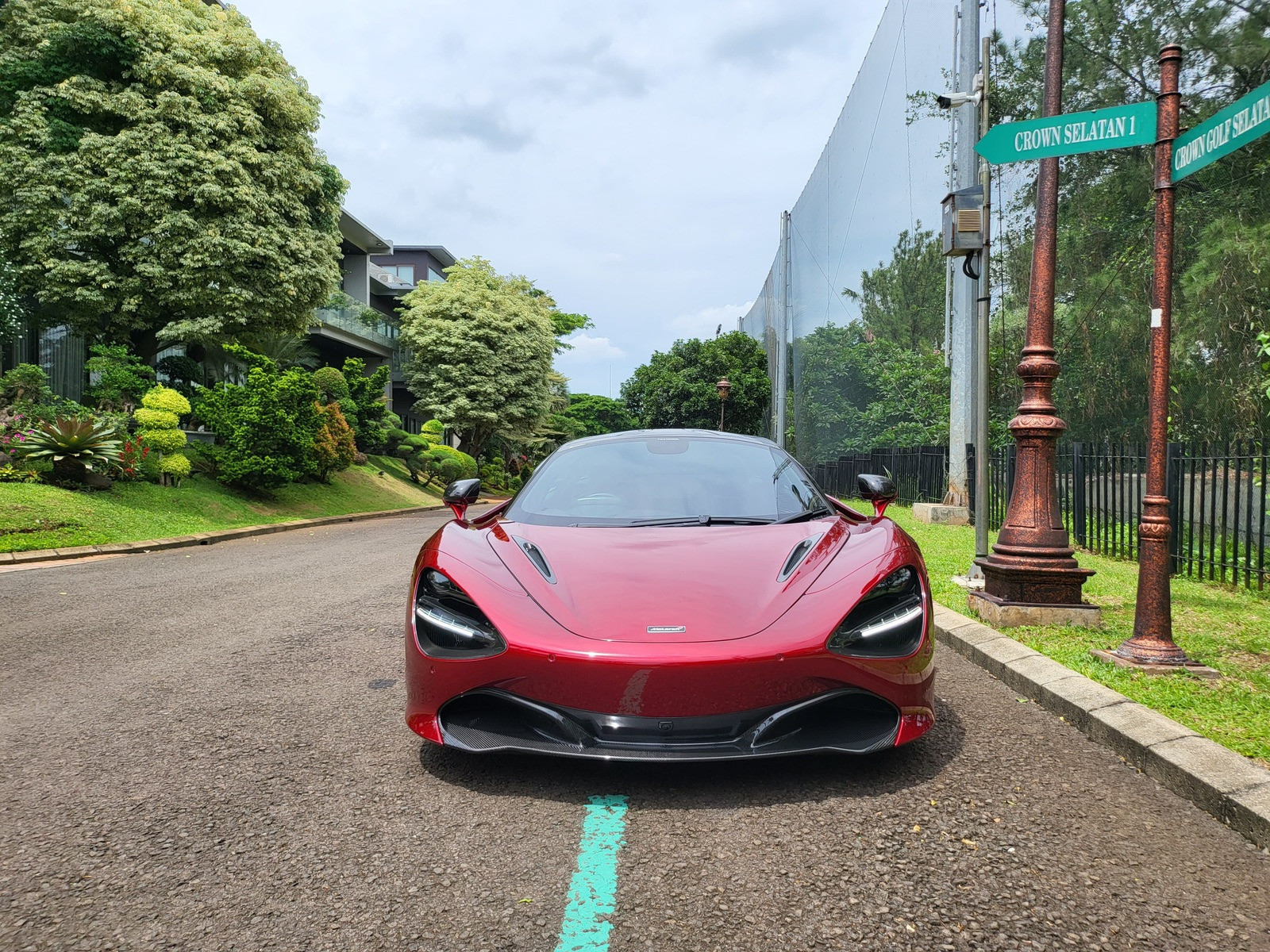 2018 Mclaren 720S 4.0L V8 Bekas 2018 Mclaren 720S 4.0L V8 Bekas