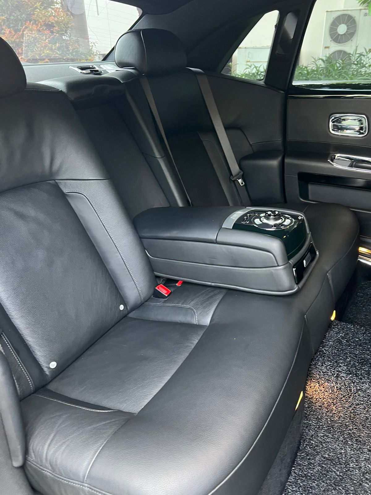 2011 Rolls Royce Ghost 6.6 L 2011 Rolls Royce Ghost 6.6 L