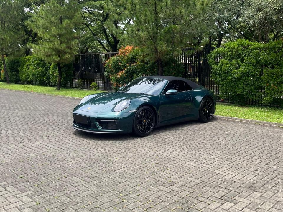 2023 Porsche 911 Carrera 4 GTS Cabriolet PDK 2023 Porsche 911 Carrera 4 GTS Cabriolet PDK