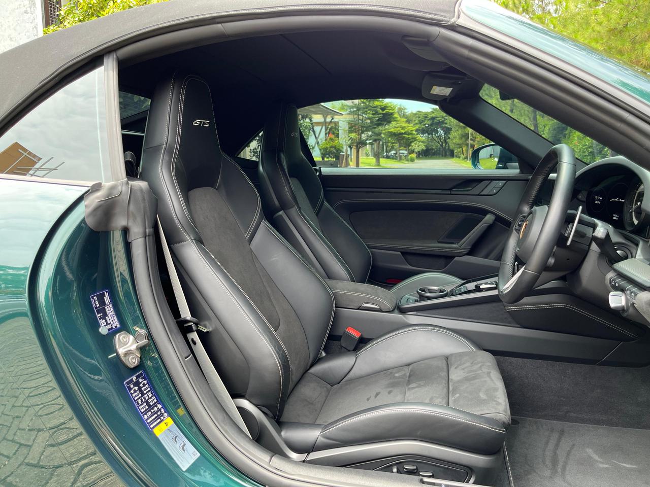 2023 Porsche 911 Carrera 4 GTS Cabriolet PDK 2023 Porsche 911 Carrera 4 GTS Cabriolet PDK