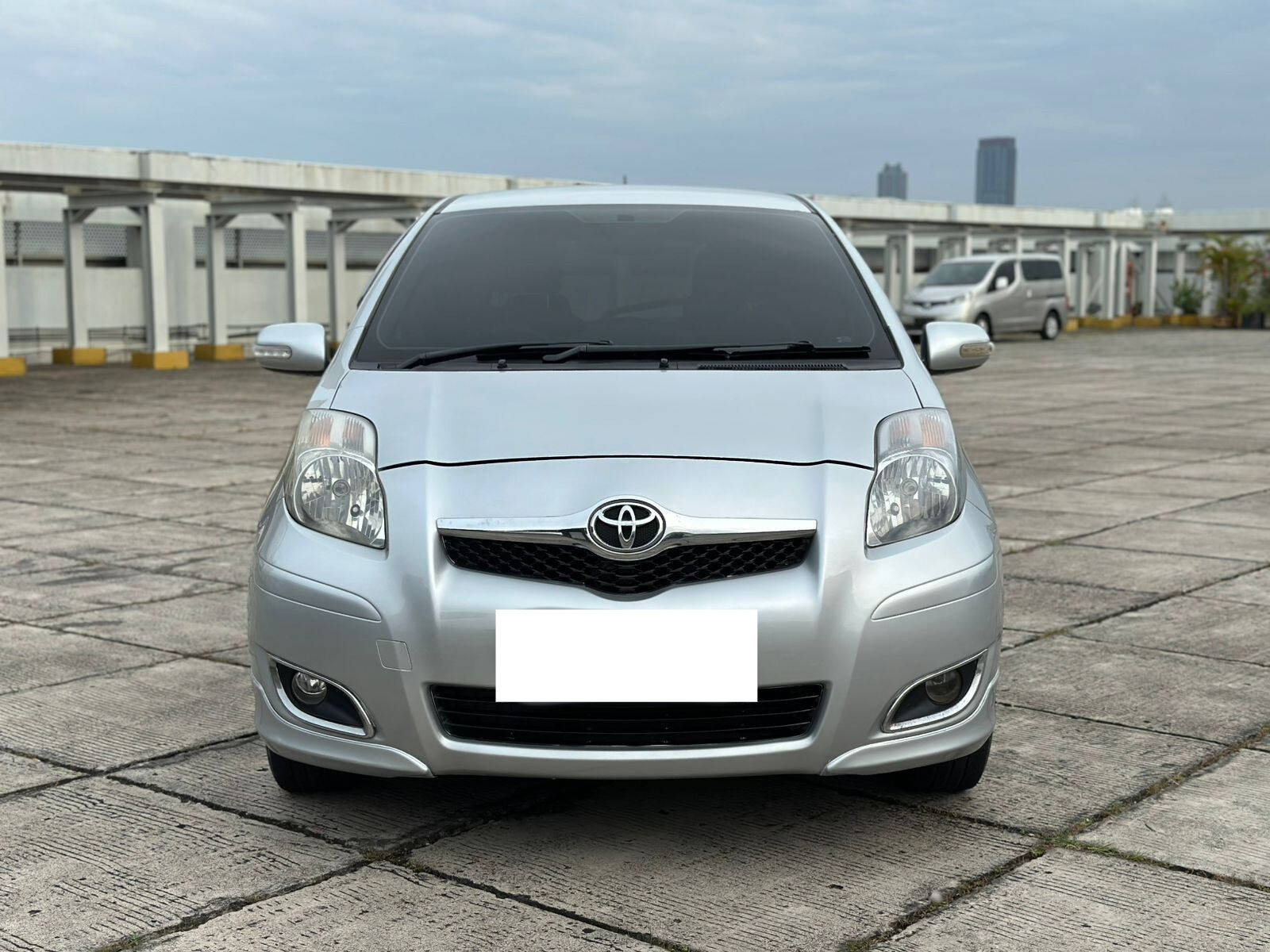 Second Hand 2011 Toyota Yaris Second Hand 2011 Toyota Yaris