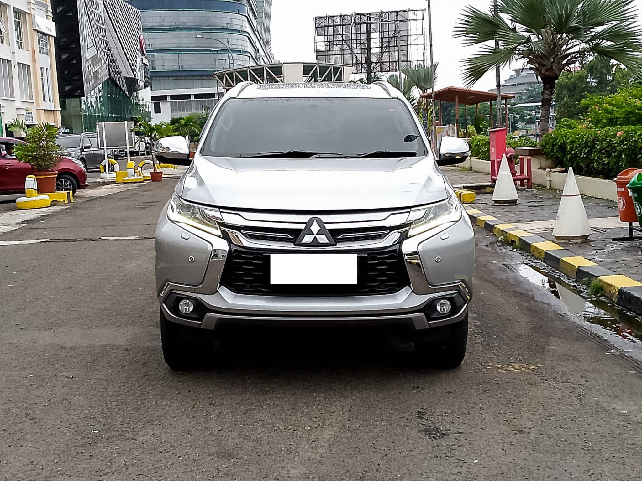 Second Hand 2019 Mitsubishi Pajero Second Hand 2019 Mitsubishi Pajero